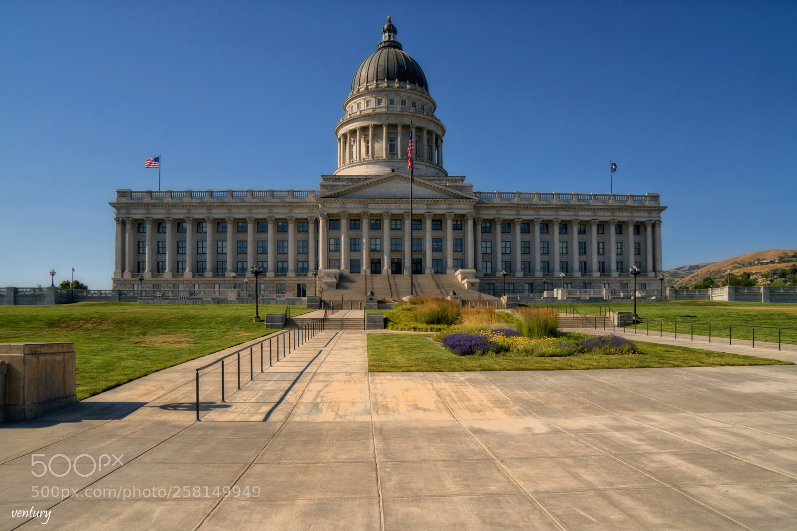 Sony a6500 sample photo. Utah state capitol photography