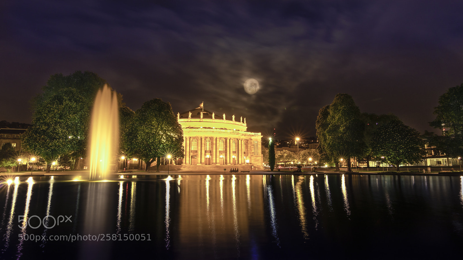 Canon EOS 80D sample photo. Opera stuttgart photography