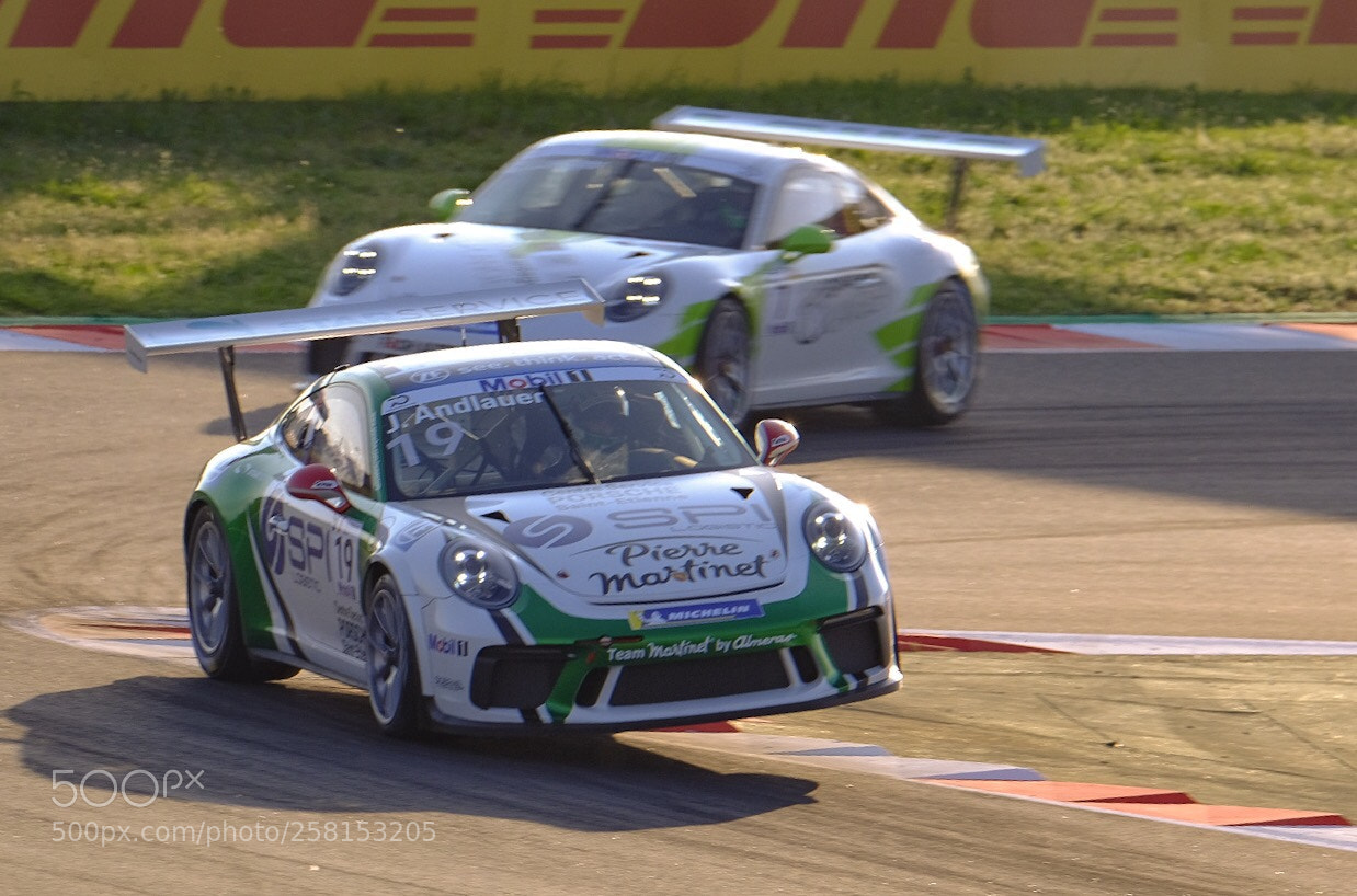 Fujifilm X-T2 sample photo. Flying porsche photography