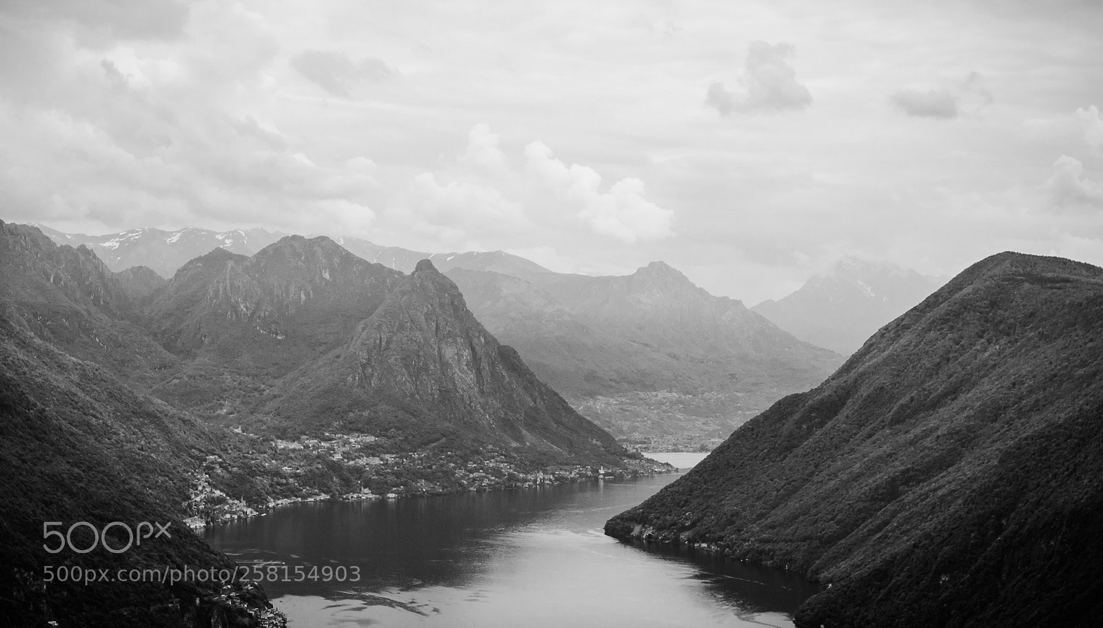 Nikon D90 sample photo. Lago di lugano photography
