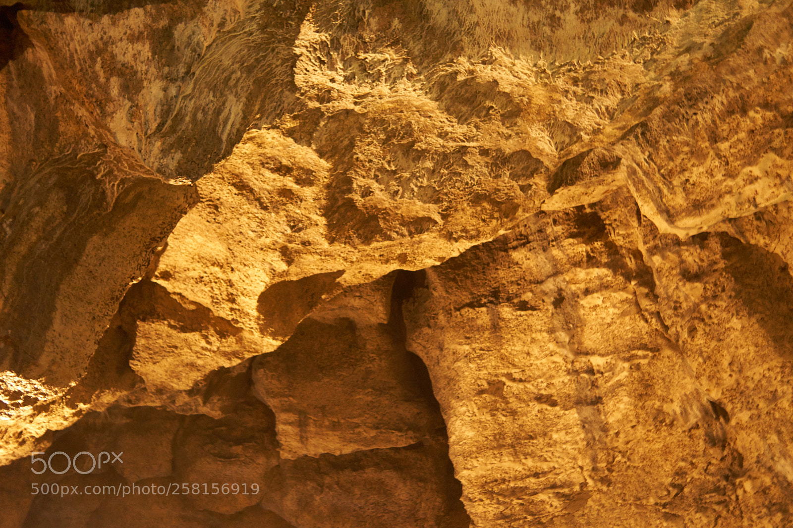 Sony SLT-A68 sample photo. Bat cave - a photography