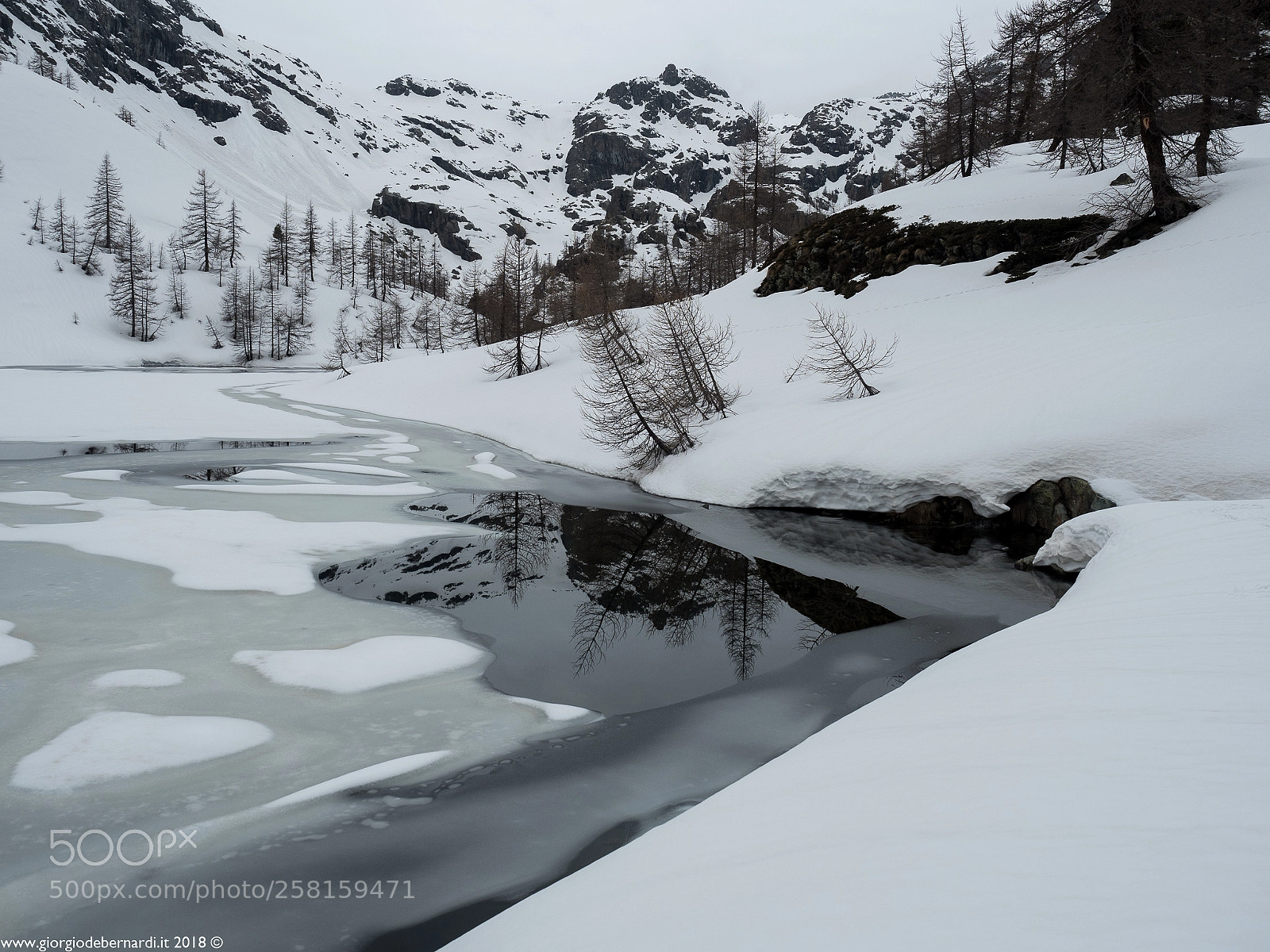 Olympus OM-D E-M5 II sample photo. Lacs photography