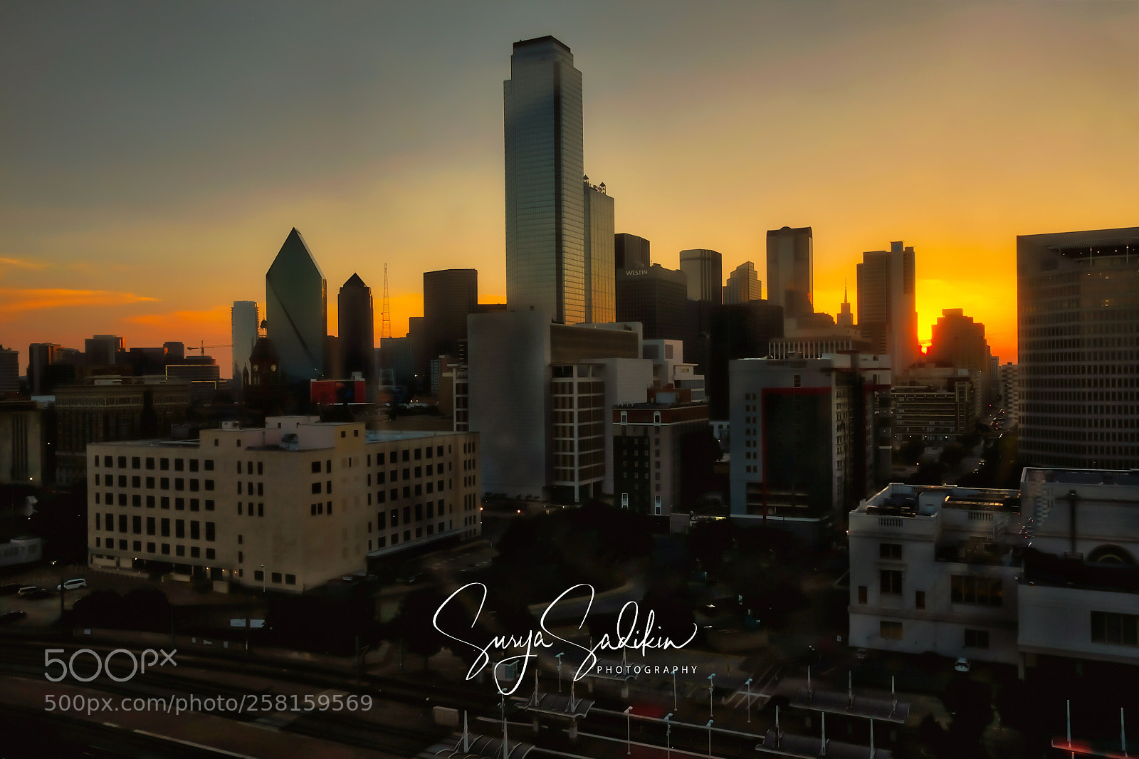 Fujifilm X70 sample photo. Dallas city sunrise photography