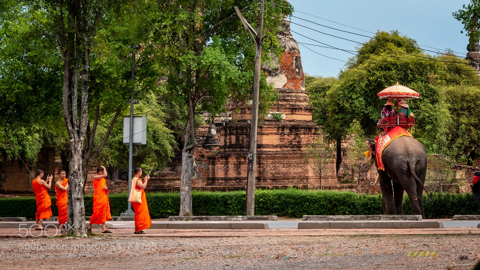 Panasonic Lumix DMC-FZ200 sample photo. Buddhist monks photograph an photography