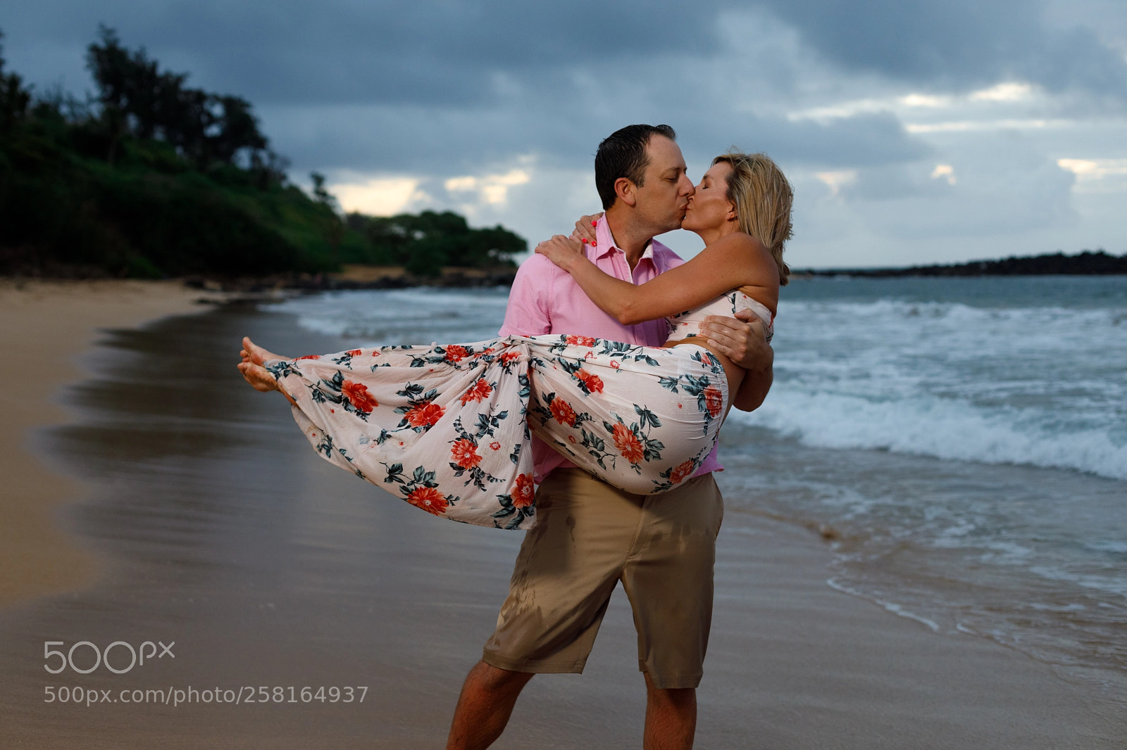 Canon EOS 5D Mark IV sample photo. Newly weds 03 photography