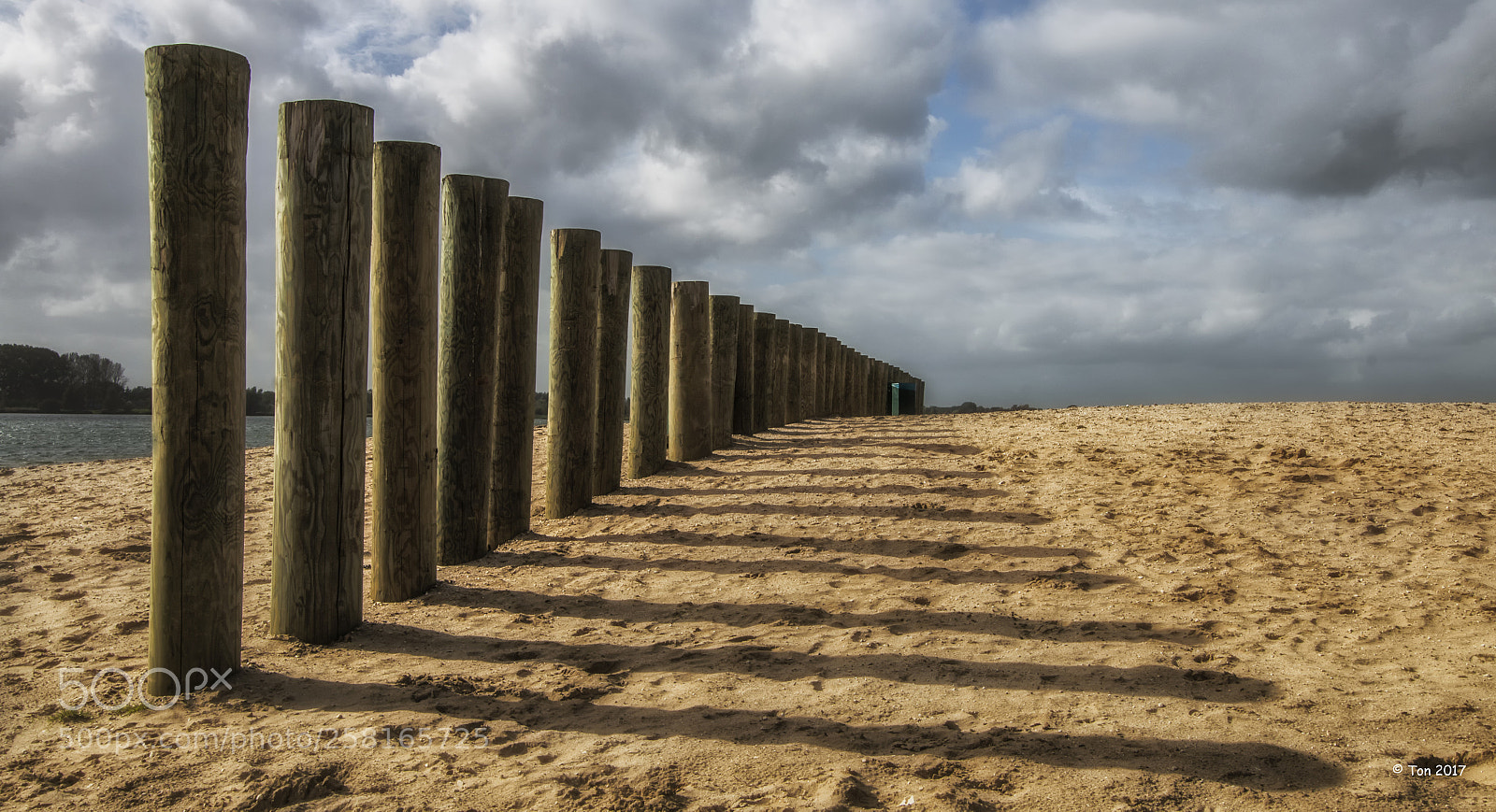 Canon EOS 70D sample photo. Piles, light and shadows photography