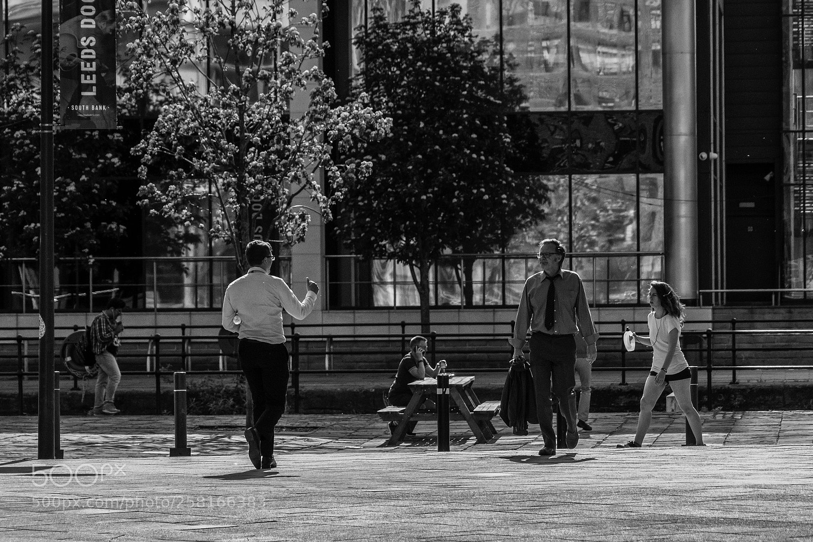 Sony a7R II sample photo. Busy photography