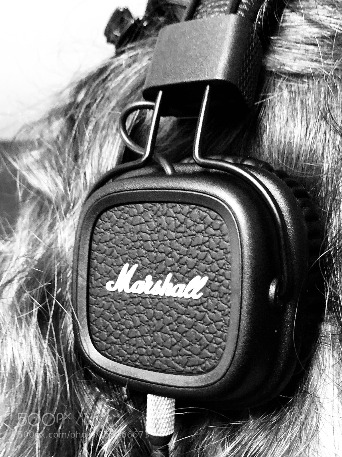 Apple iPhone 8 Plus sample photo. Music photography