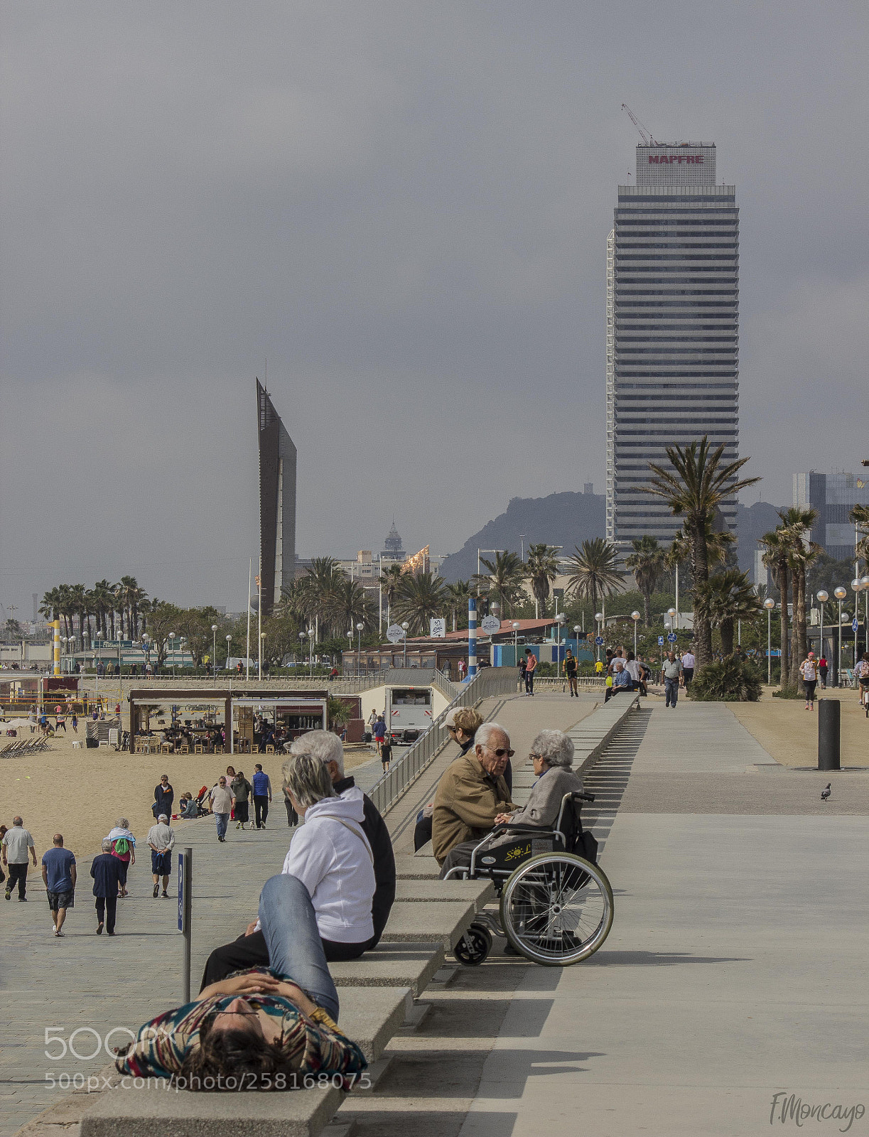 Canon EOS 550D (EOS Rebel T2i / EOS Kiss X4) sample photo. Bcn photography