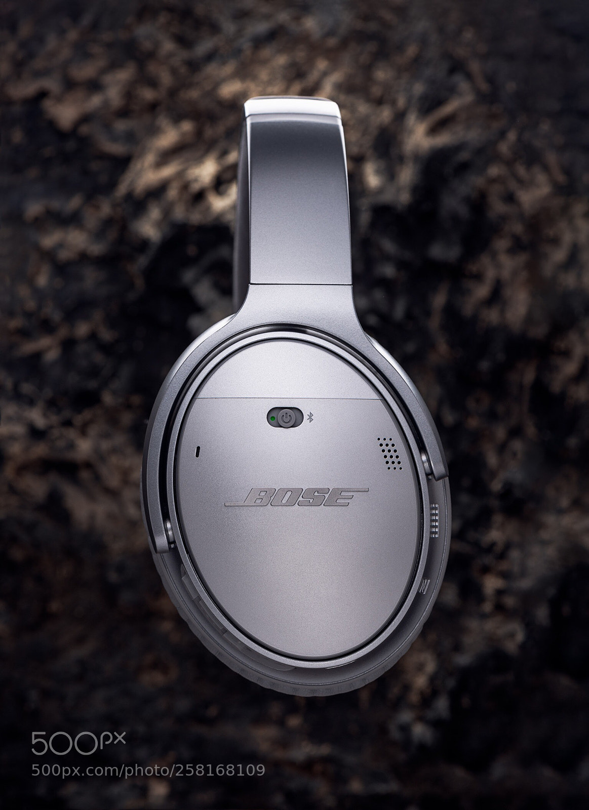 Nikon D810 sample photo. Bose qc35 ii photography