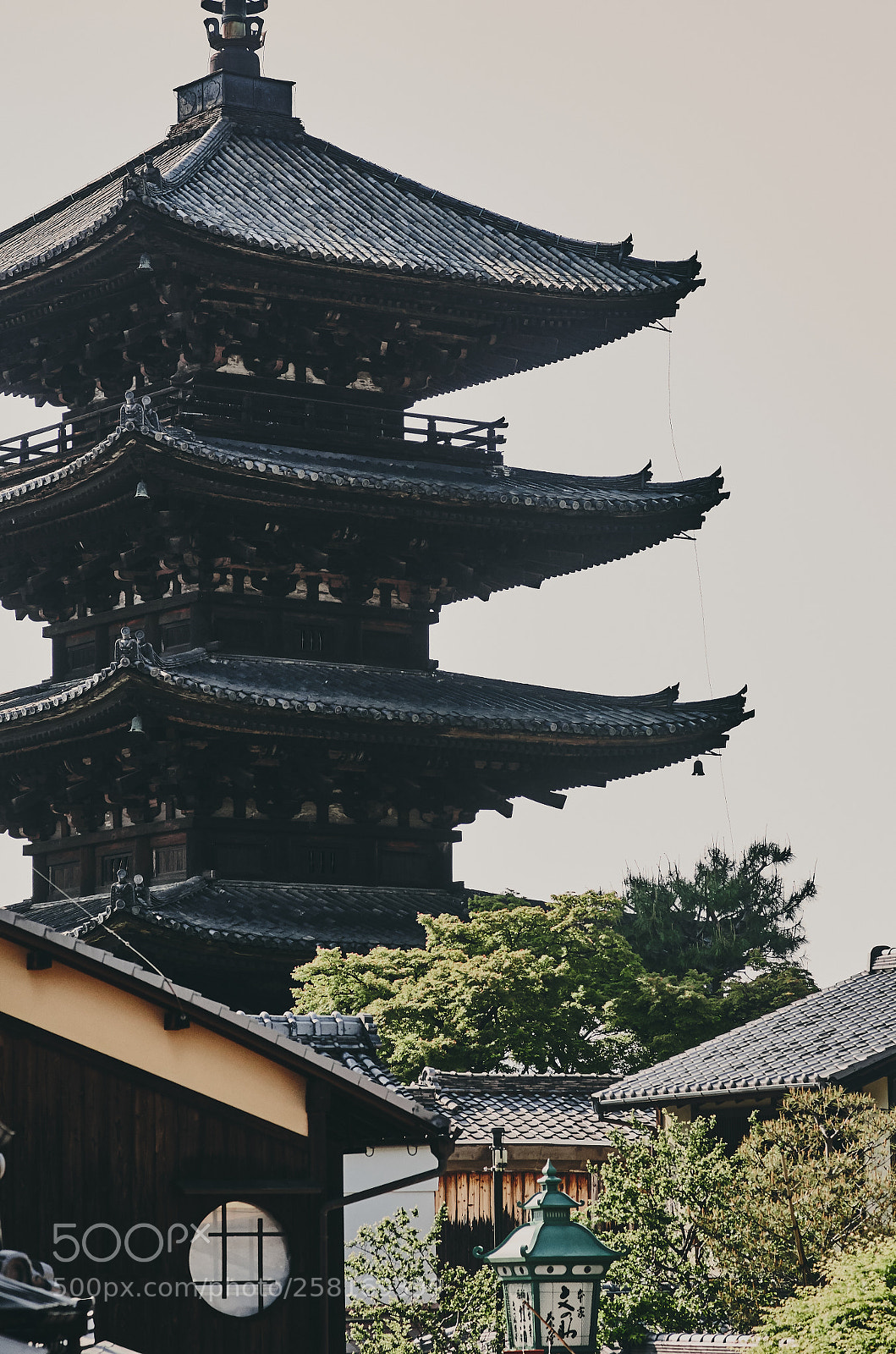 Pentax K-5 sample photo. Kyoto 法觀寺 photography