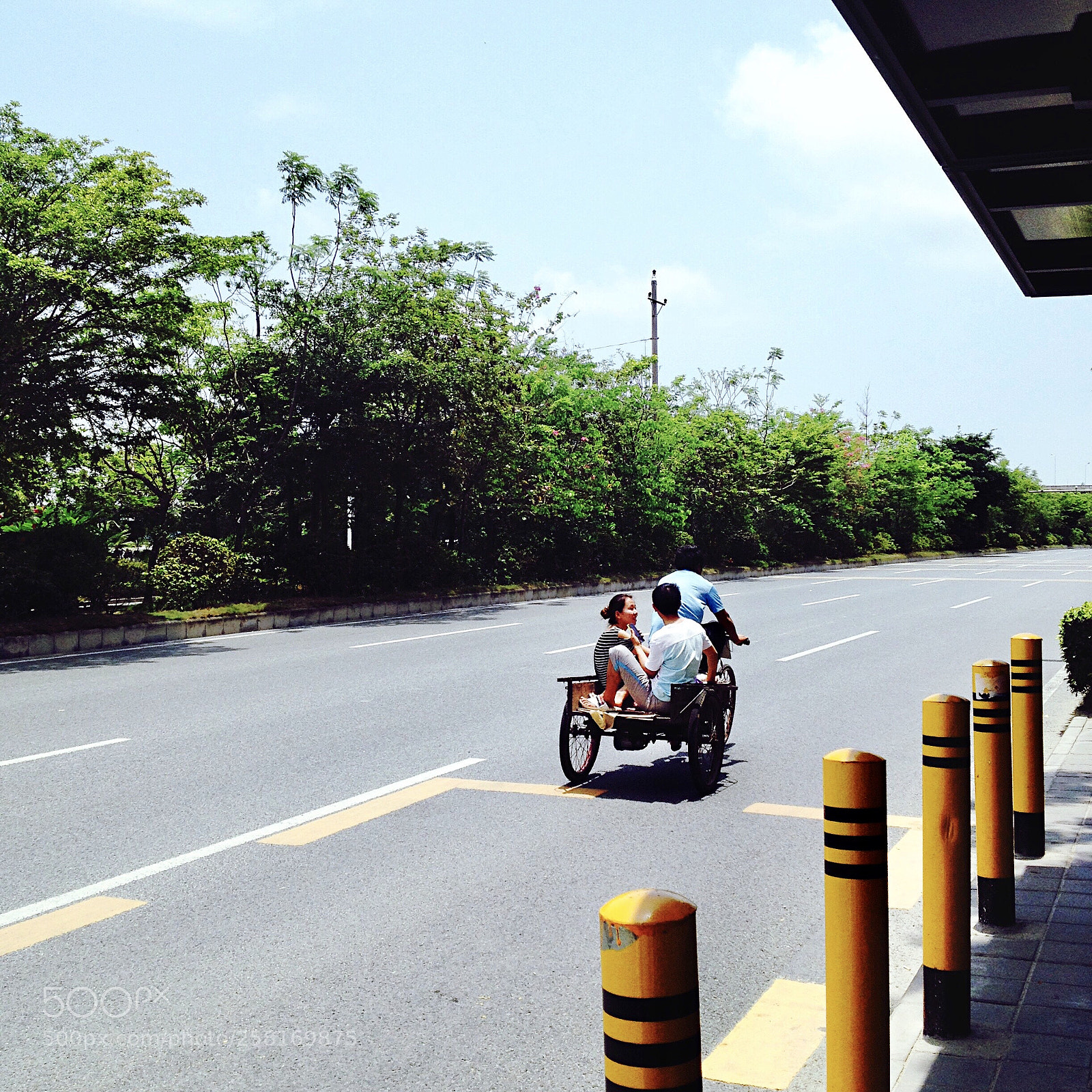 Apple iPhone 4S sample photo. Joy in spite of photography