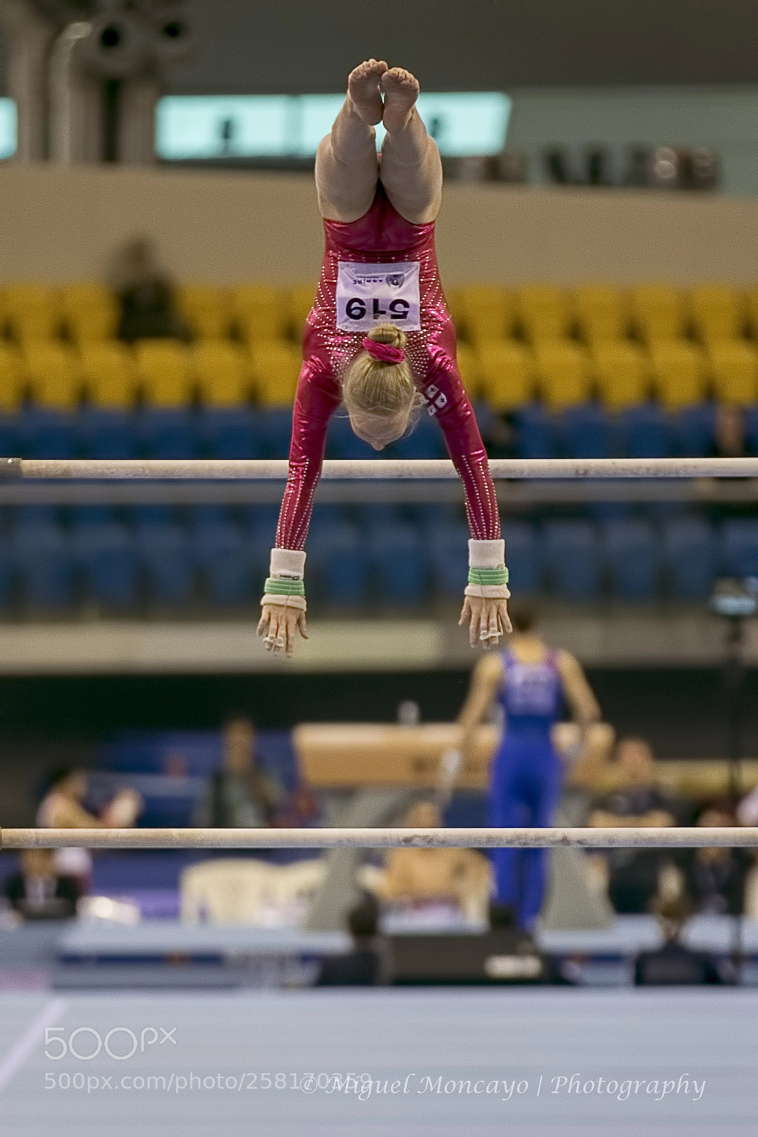 Canon EOS 7D Mark II sample photo. Gimnasia photography