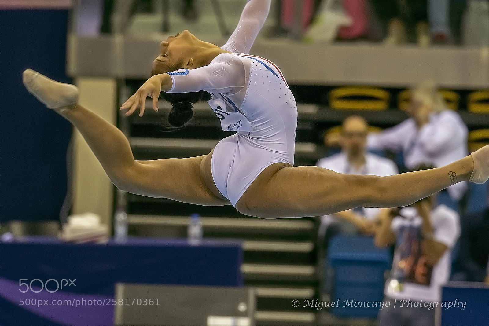 Canon EOS 7D Mark II sample photo. Gimnasia photography