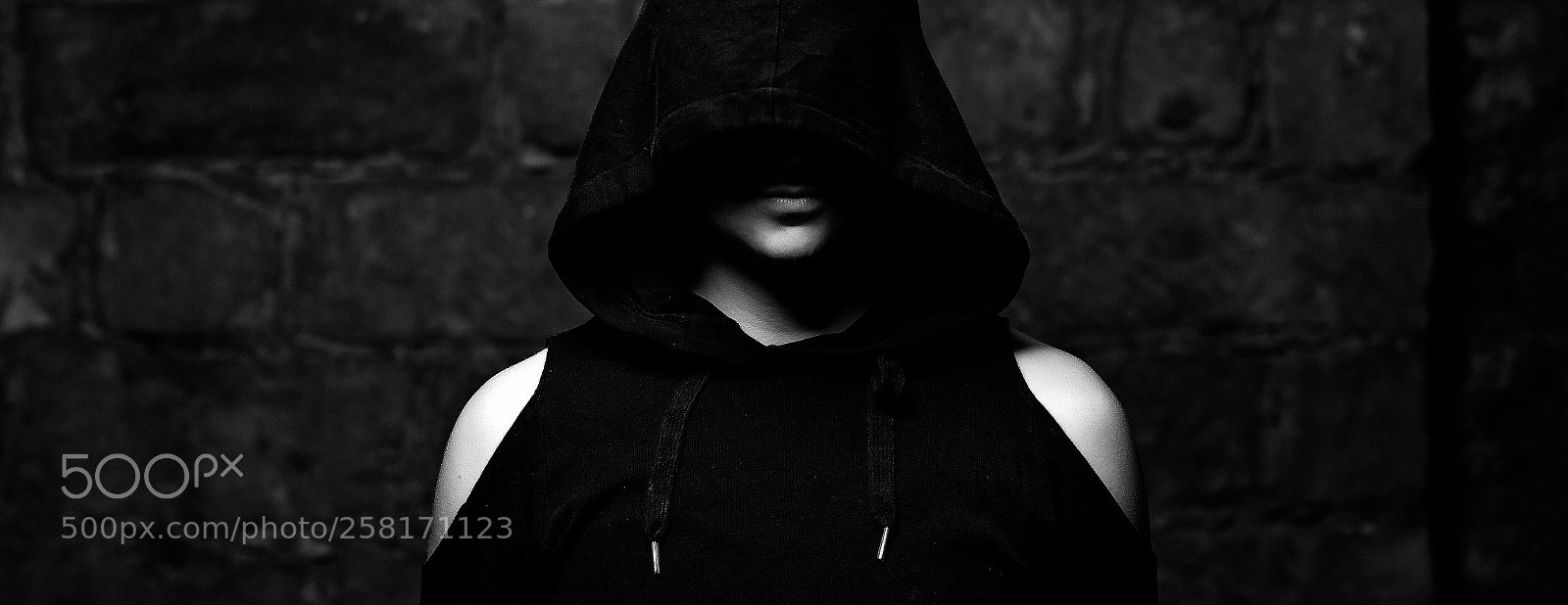Canon EOS 70D sample photo. Dark photography