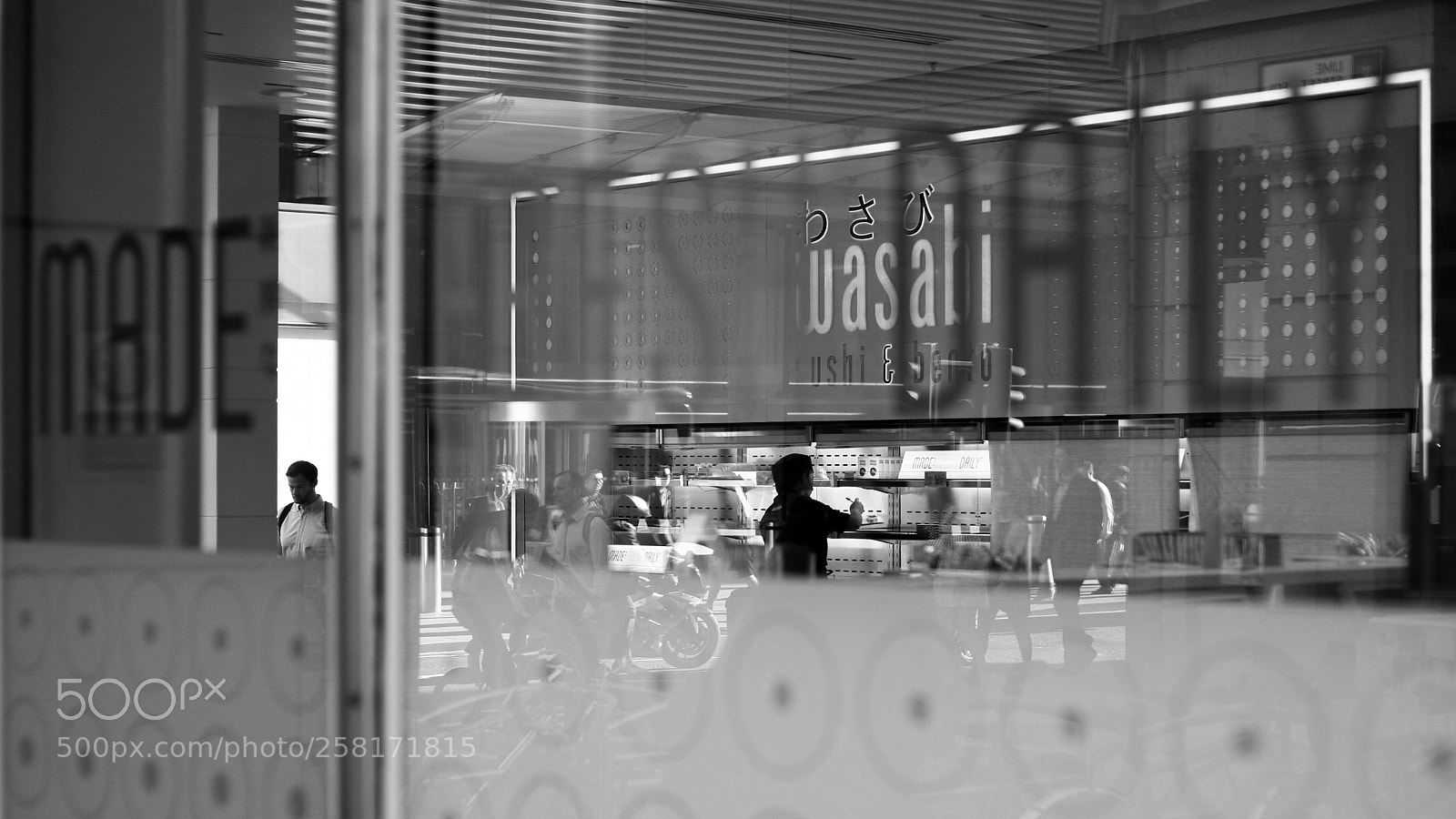 Canon EOS 5D sample photo. London street photography photography