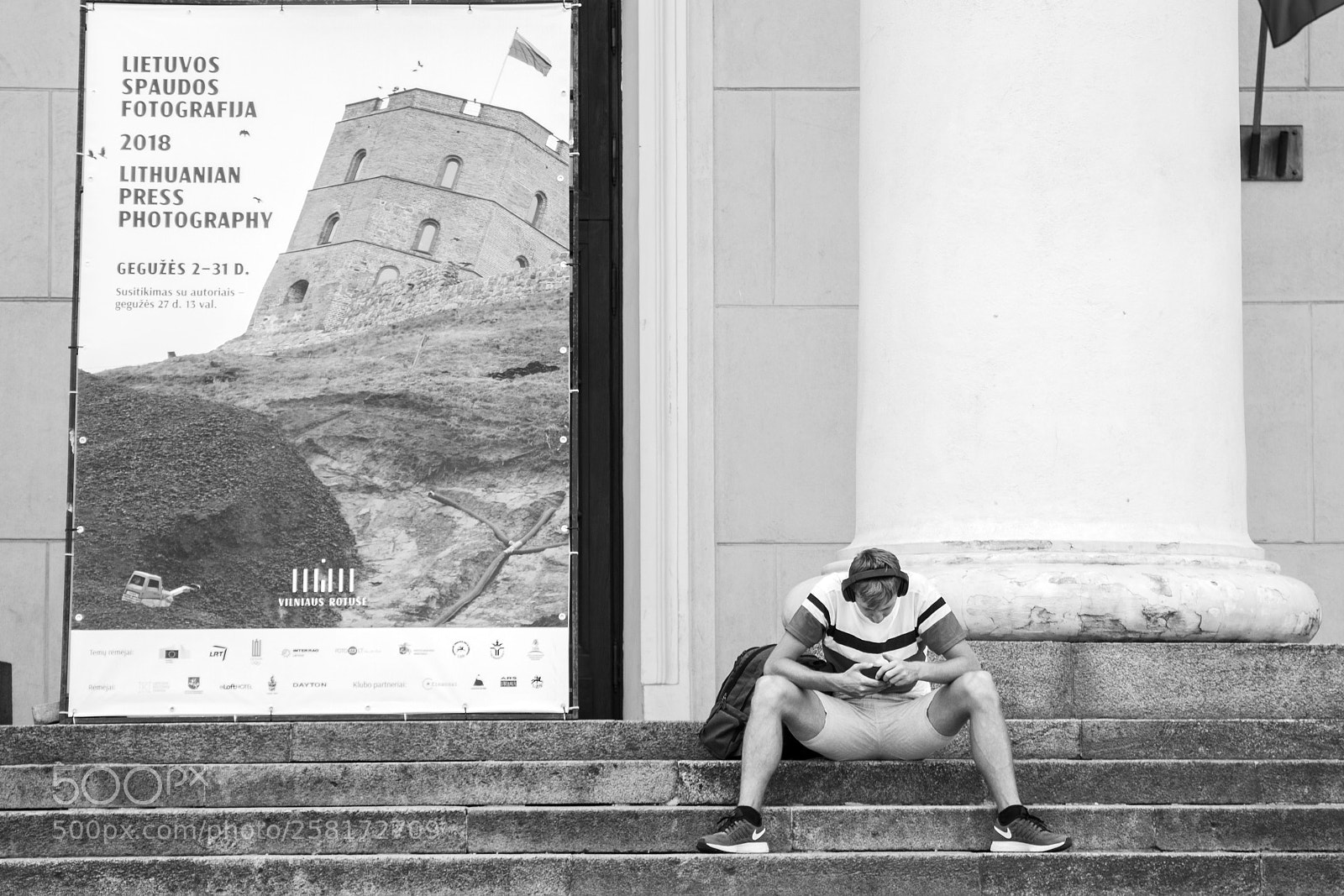 Canon EOS 7D sample photo. Manspreading photography