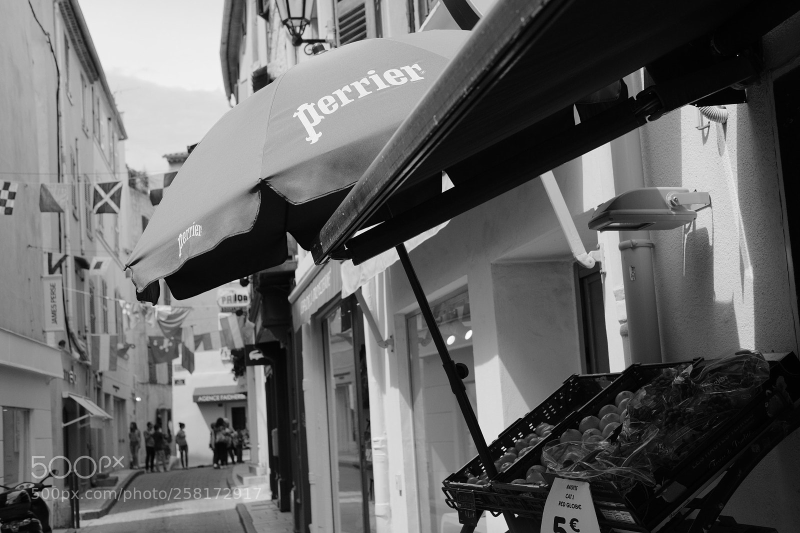 Fujifilm X-Pro2 sample photo. Perrier photography