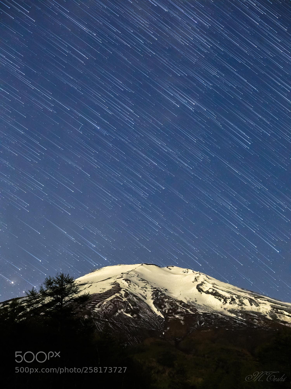 Canon EOS 5D Mark IV sample photo. Mt.fuji and star trail photography