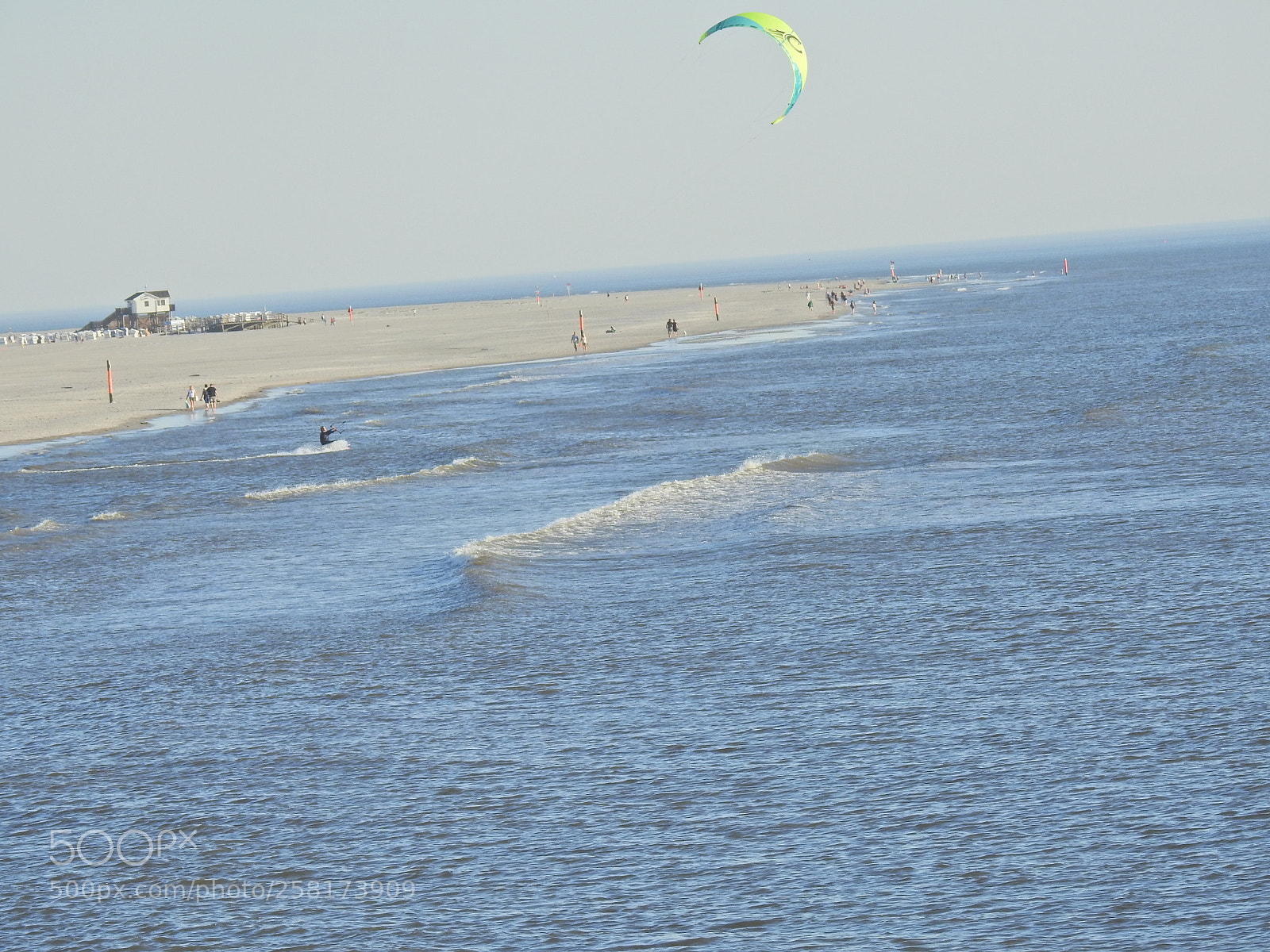 Nikon Coolpix P900 sample photo. Kite surfer's beach photography