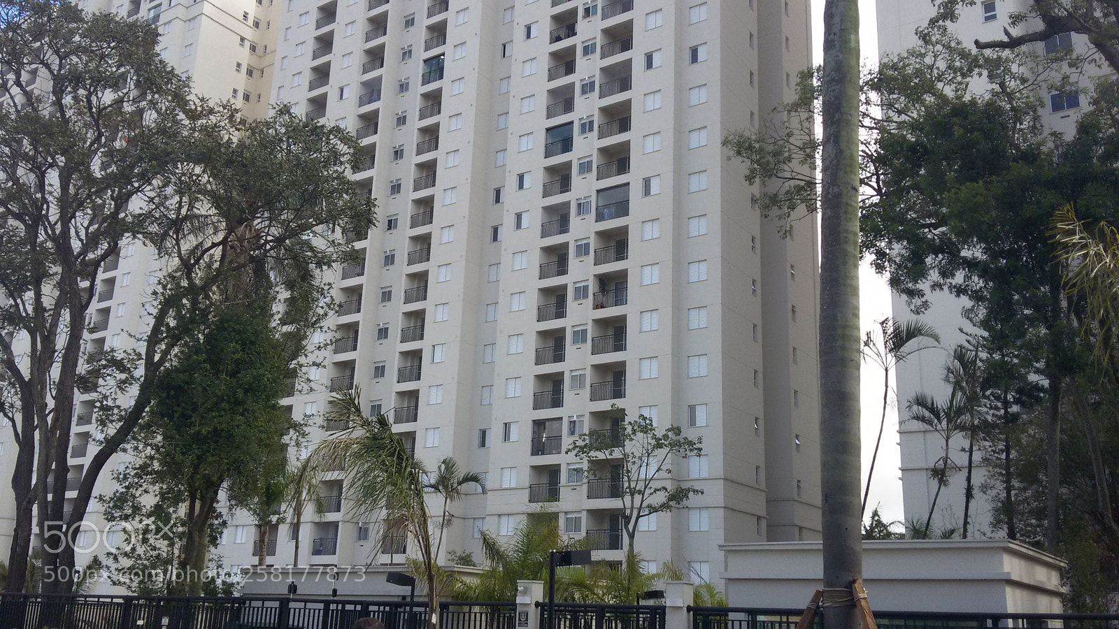 Samsung Galaxy S5 Mini sample photo. Start live tower photography