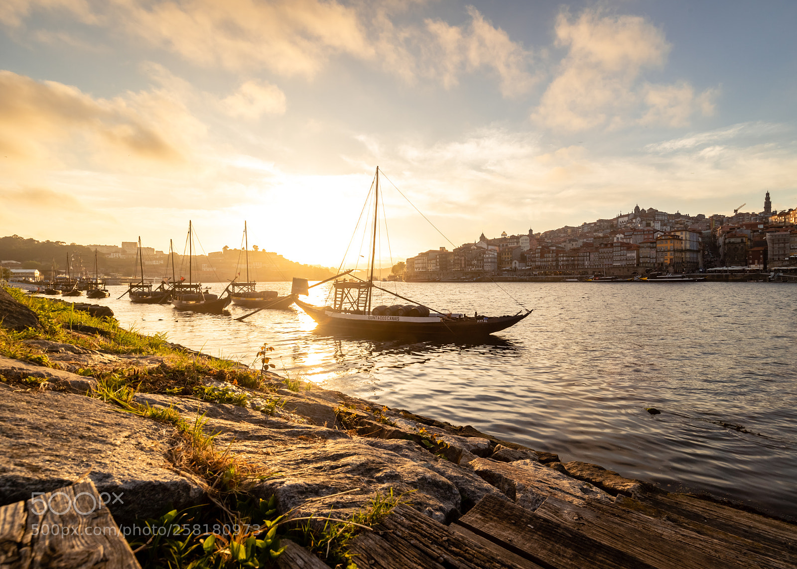 Canon EOS 6D Mark II sample photo. Porto riverside photography