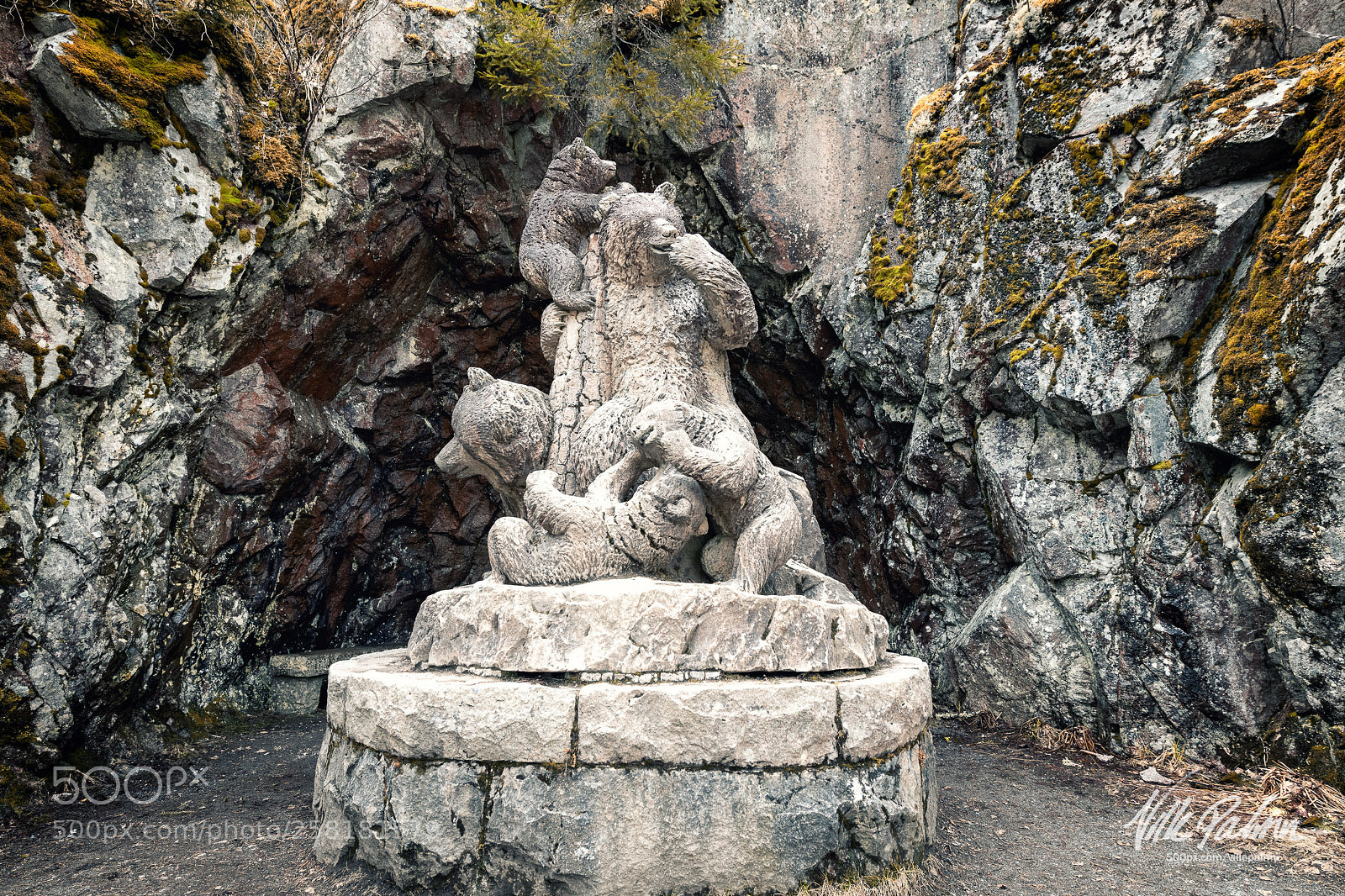 Nikon D850 sample photo. Karhut -monumentti photography
