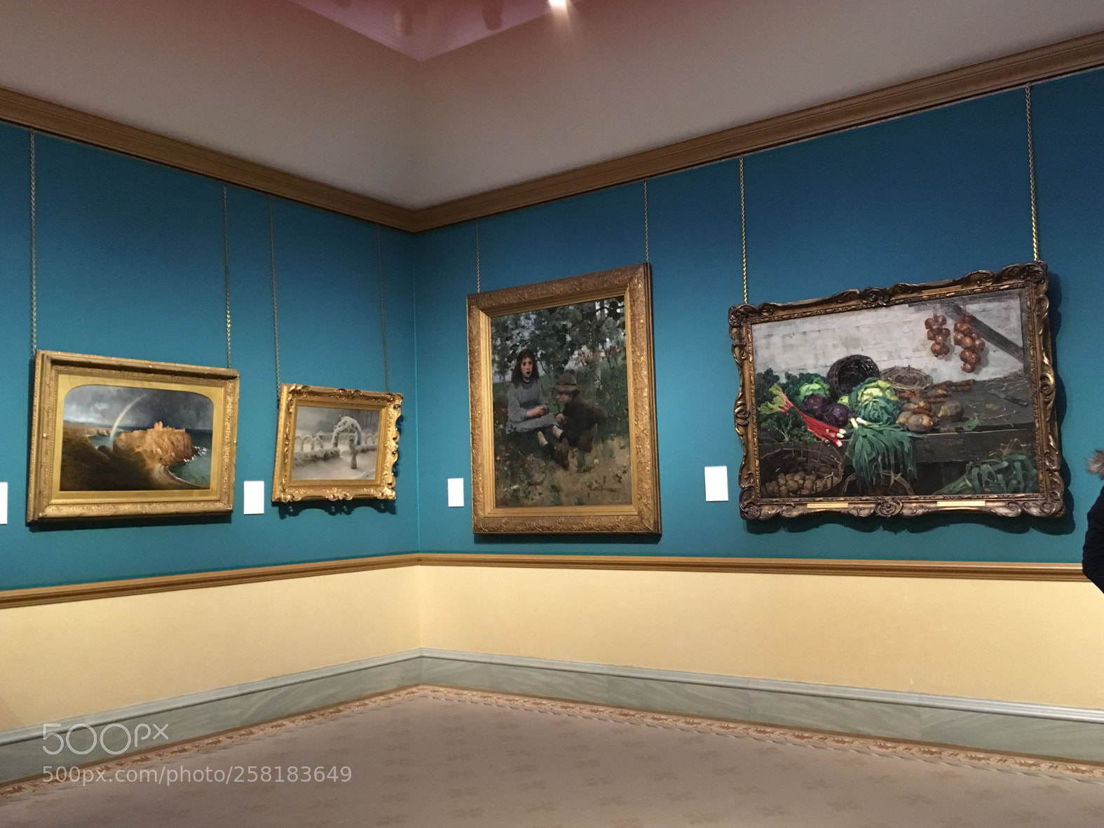 Apple iPhone SE sample photo. Scottish national gallery photography