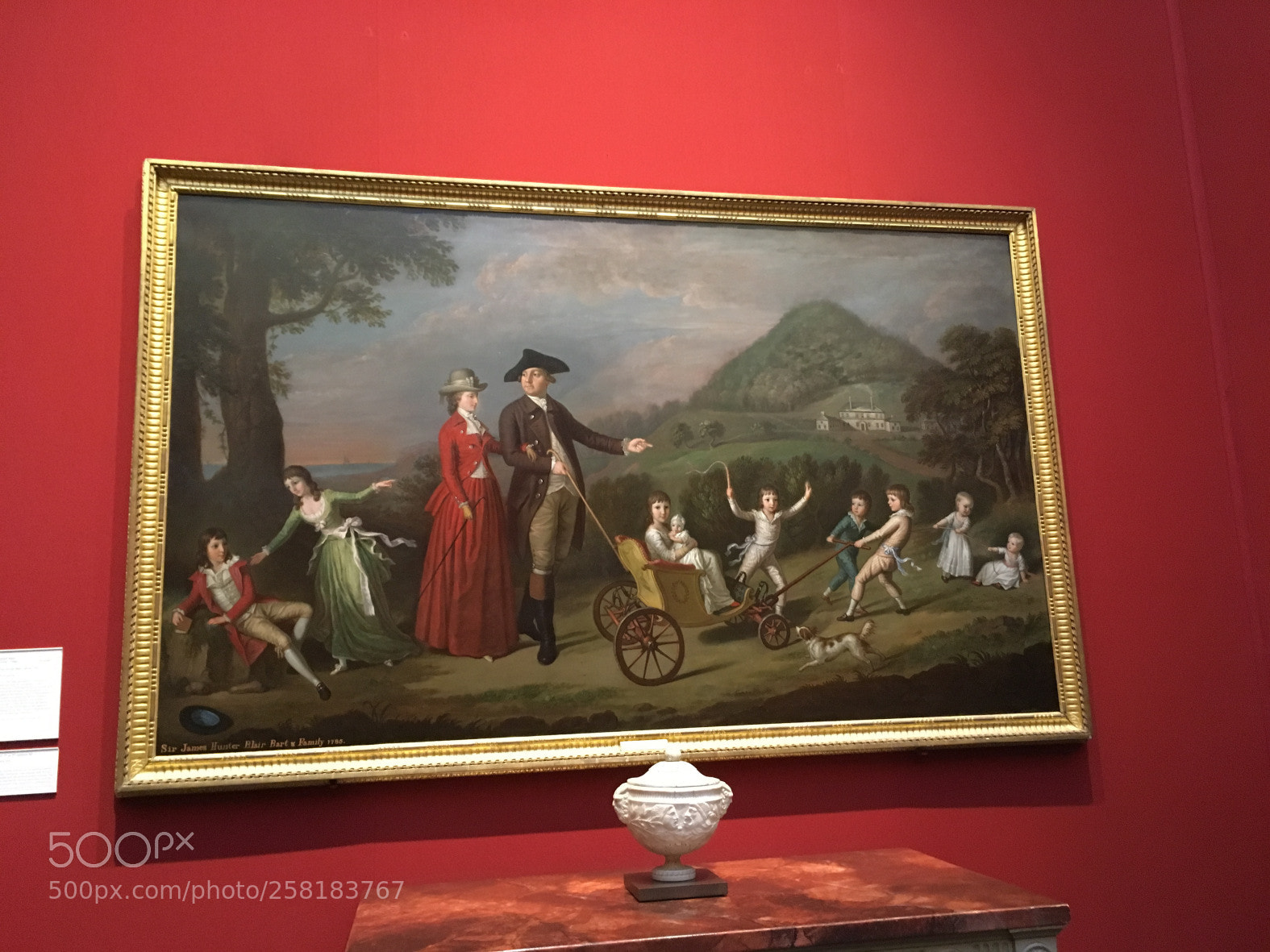 Apple iPhone SE sample photo. Scottish national gallery photography