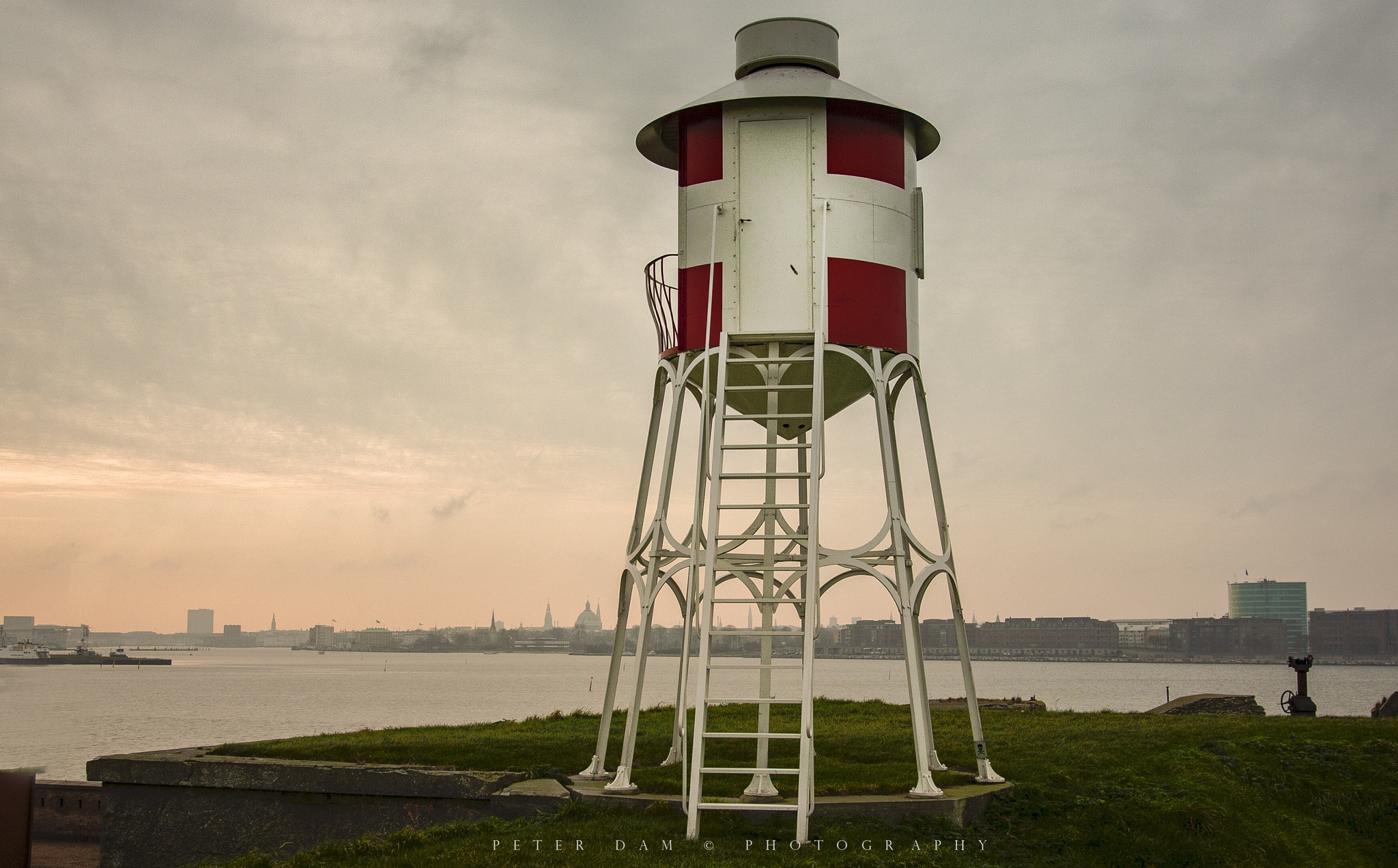 Canon EOS-1D Mark III sample photo. Old beacon photography