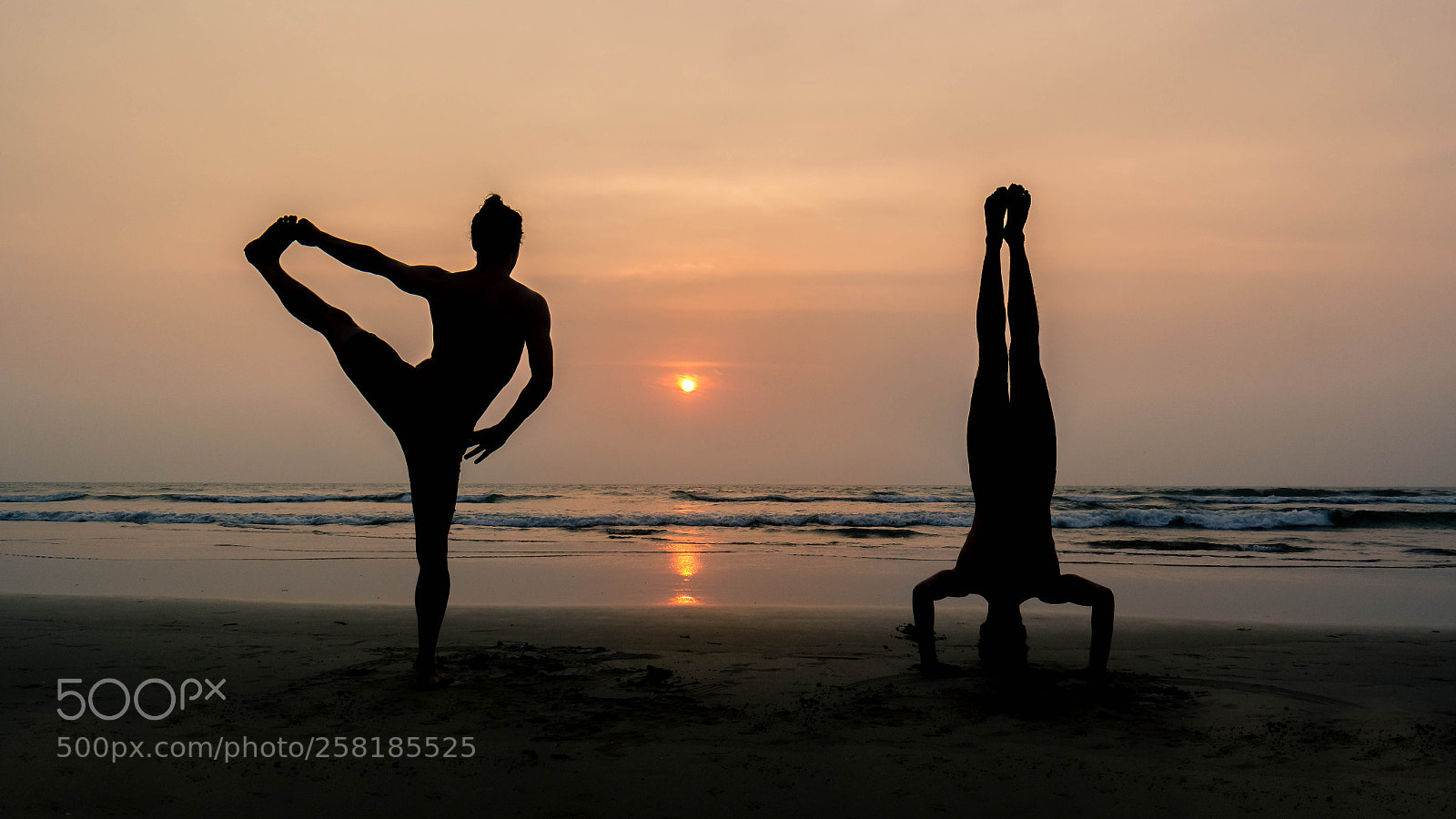 Samsung NX300 sample photo. Sunset yoga photography