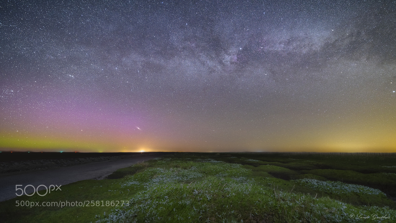 Nikon D810 sample photo. Dutch northern lights waddenzee photography