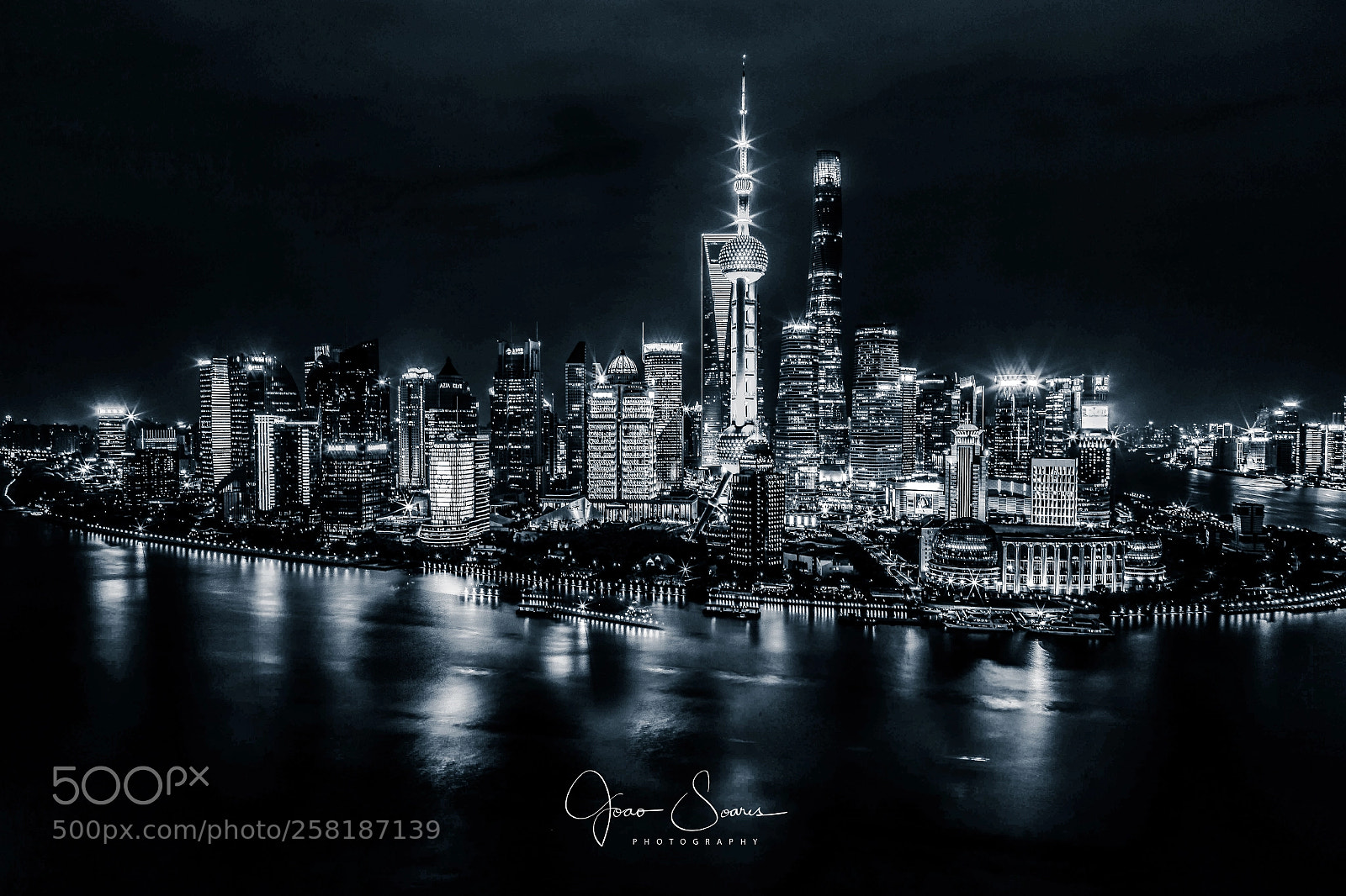 Canon EOS 6D sample photo. Shanghai skyline photography