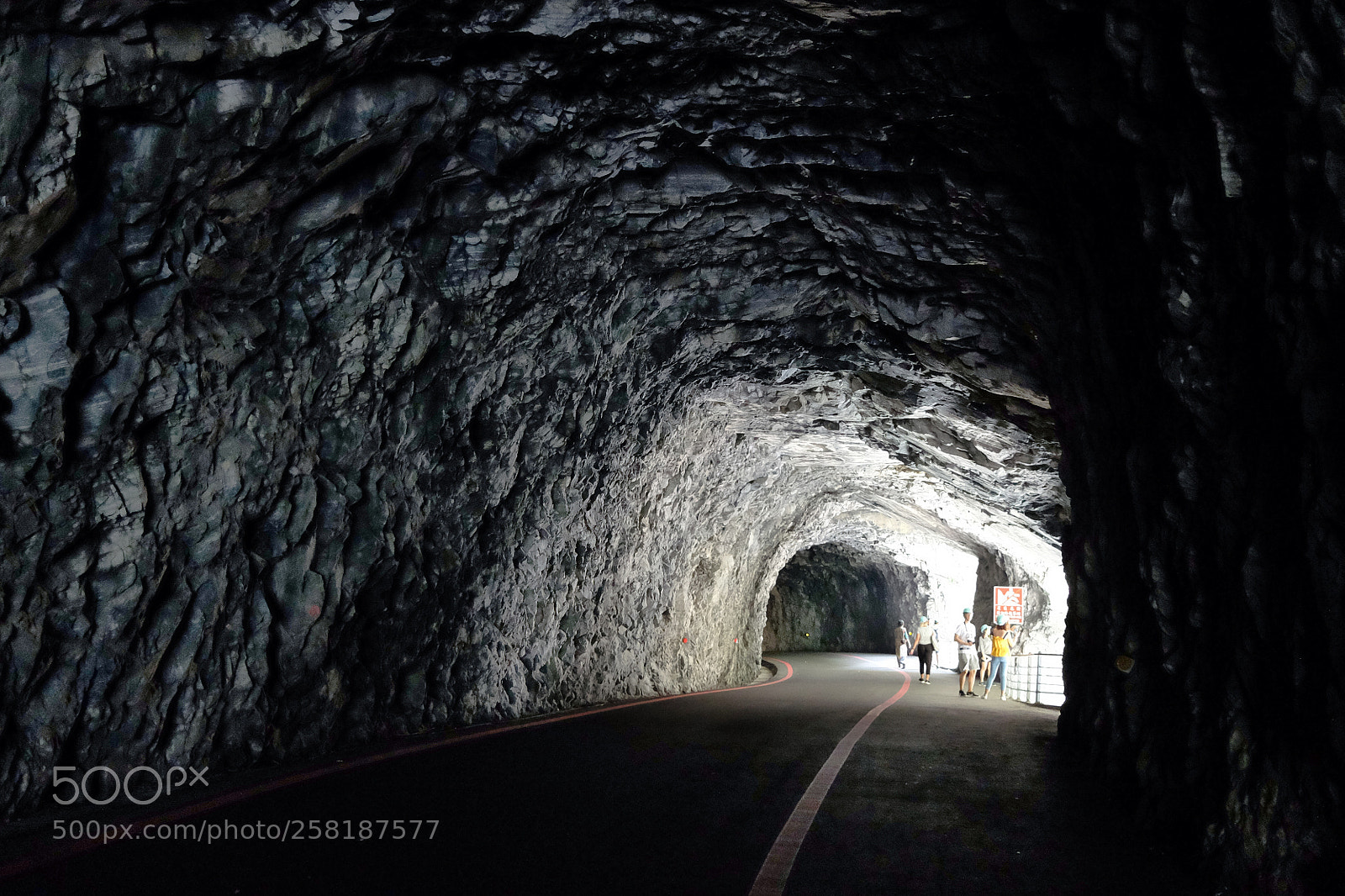Fujifilm X70 sample photo. The tunnel photography