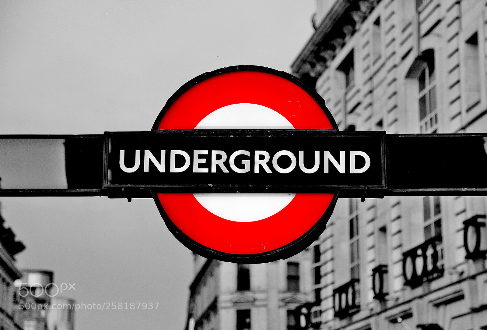 Canon EOS 7D sample photo. Mind the gap photography