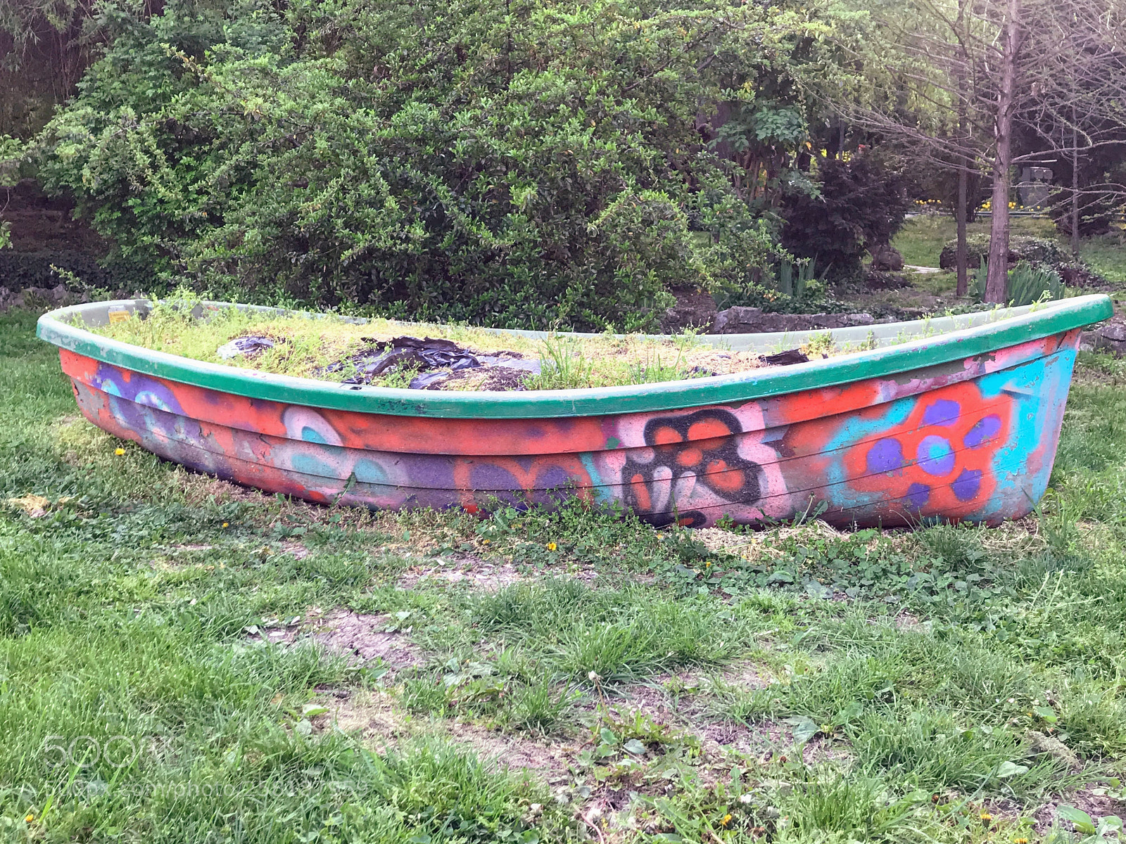 Apple iPhone 7 Plus sample photo. Life in a boat photography