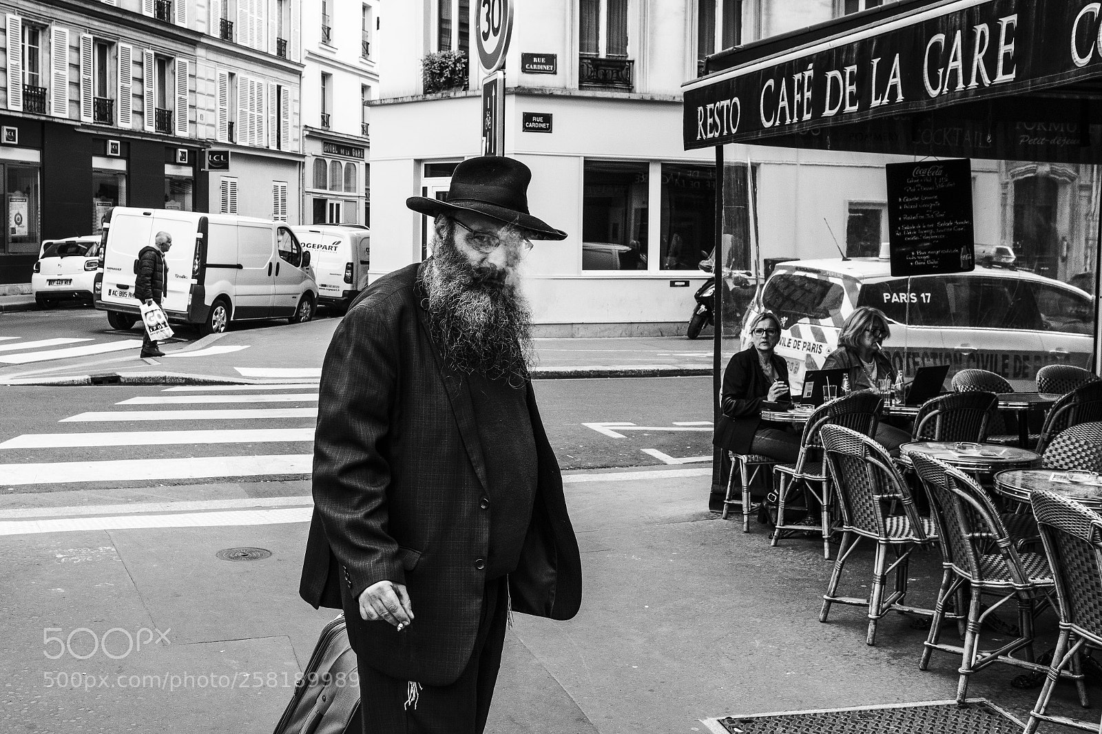Fujifilm X-T2 sample photo. Café clope photography