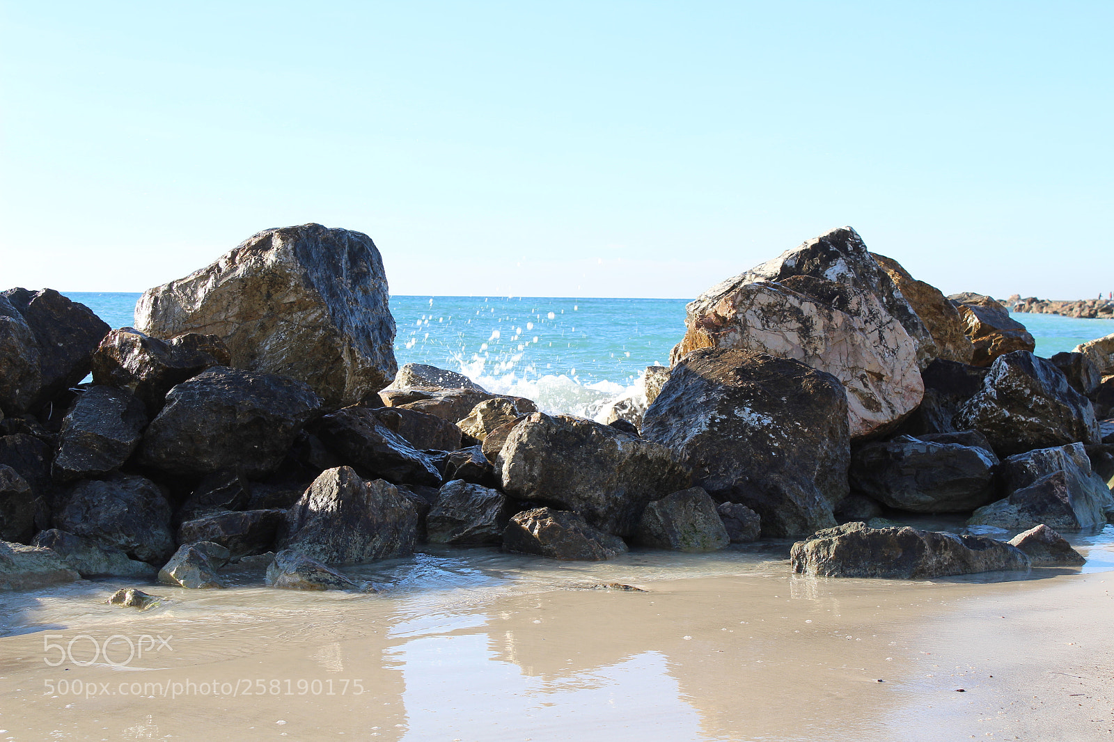 Canon EOS 1300D (EOS Rebel T6 / EOS Kiss X80) sample photo. Sea photography