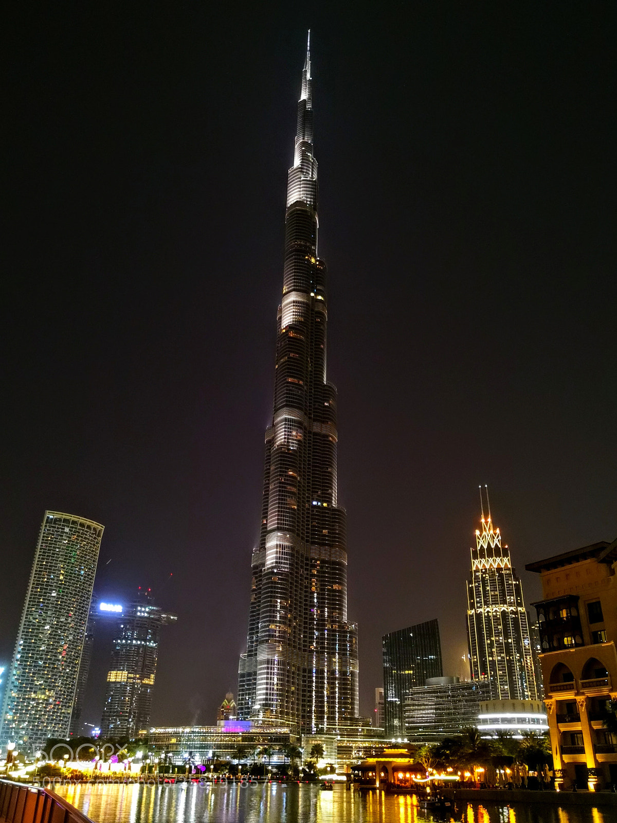 HUAWEI Mate 10 Pro sample photo. Towering photography