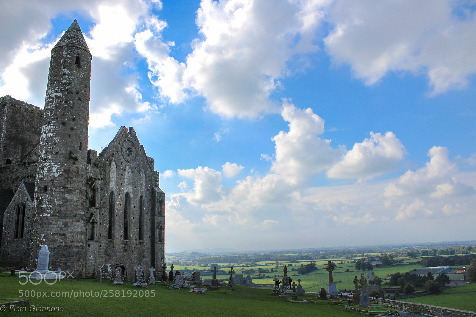 Canon EOS 1200D (EOS Rebel T5 / EOS Kiss X70 / EOS Hi) sample photo. Rock of cashel photography