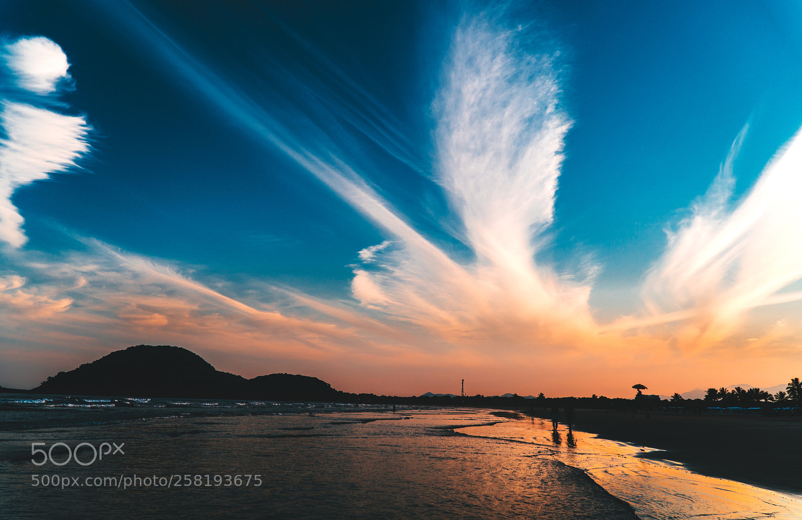 Sony a6300 sample photo. Across the sky photography