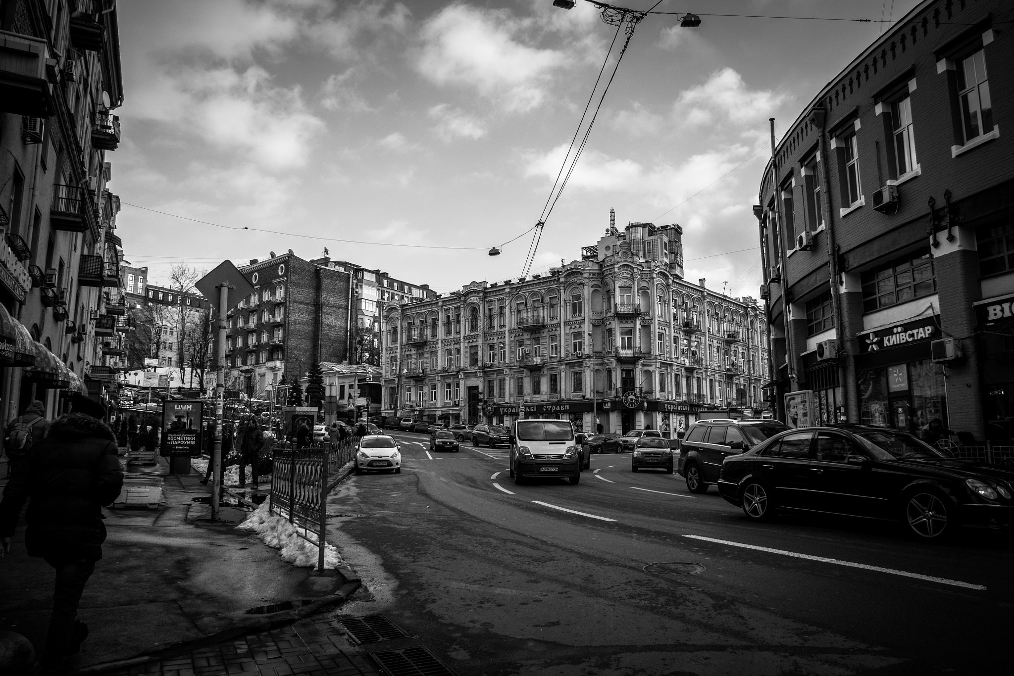 Panasonic Lumix DMC-G85 (Lumix DMC-G80) sample photo. Kiev street photography