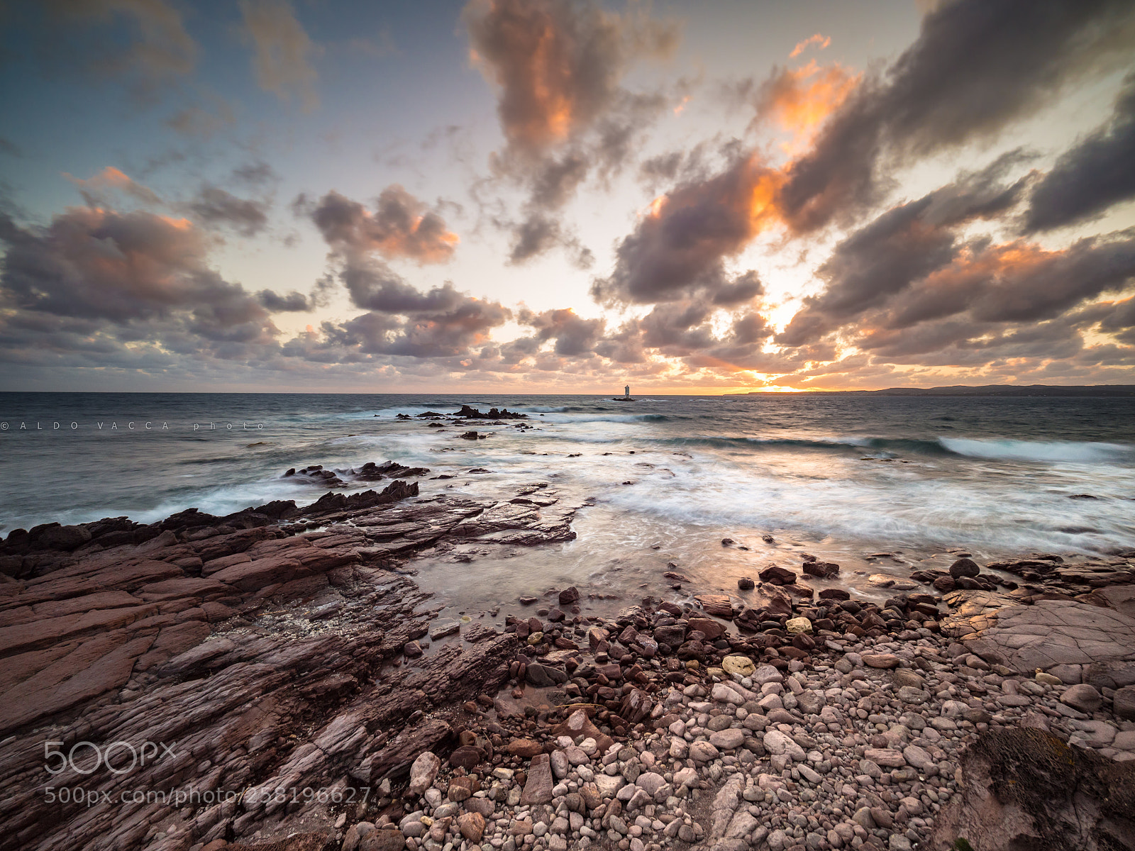 Olympus OM-D E-M10 II sample photo. Sunset at mangiabarche lighthouse photography