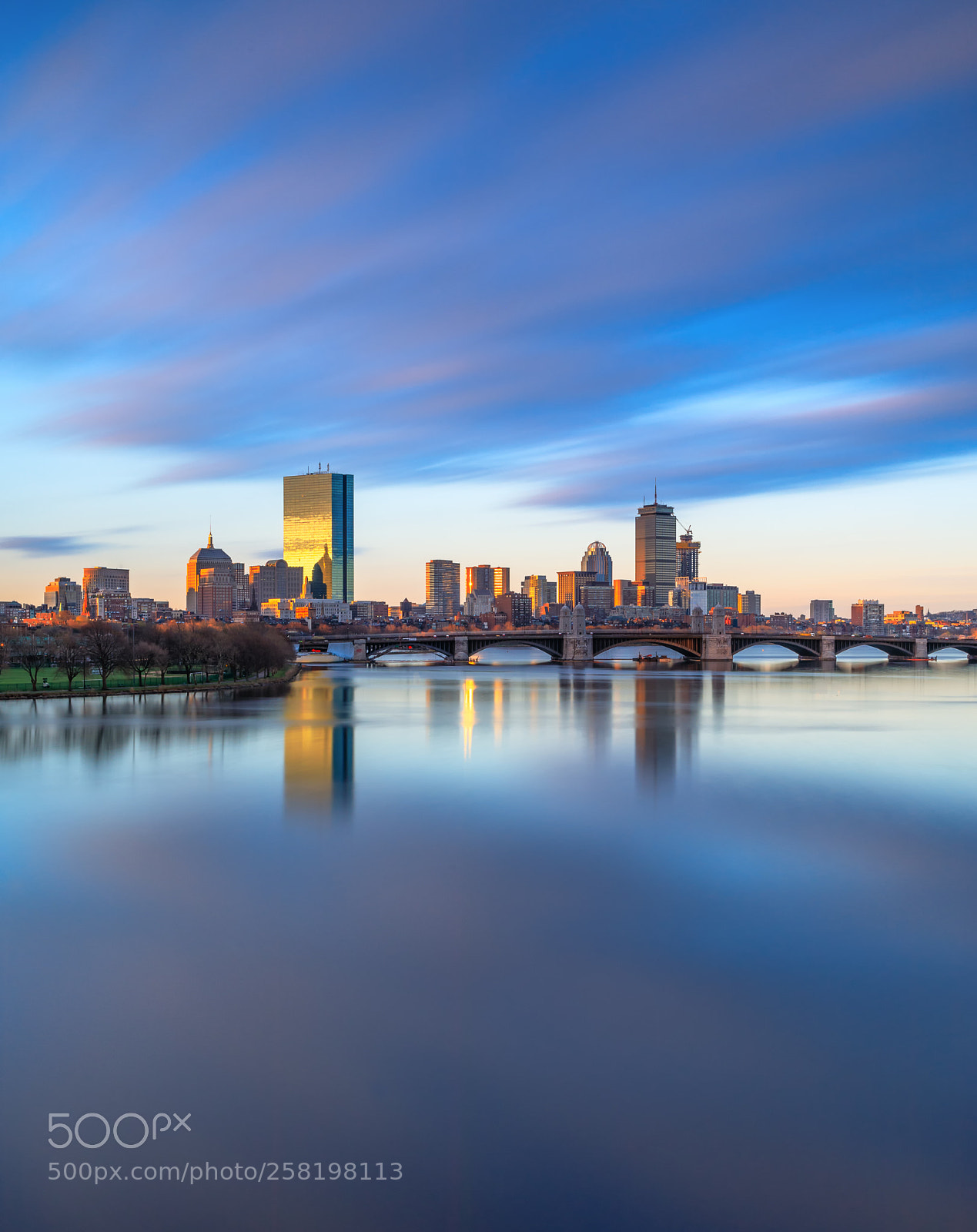 Canon EOS 5D Mark IV sample photo. Morning skyline photography