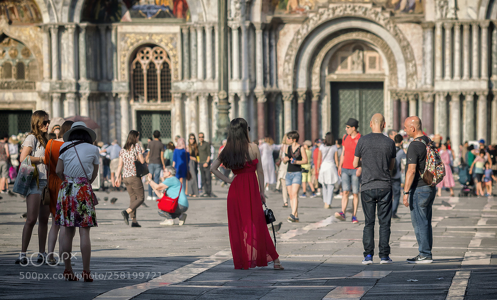Canon EOS 5D Mark IV sample photo. Red photography