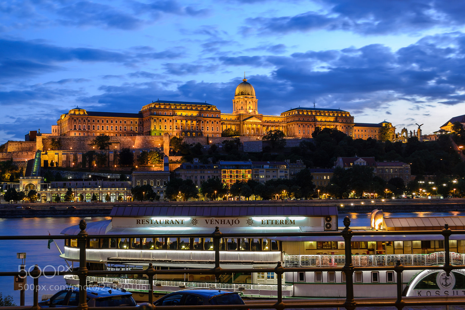 Nikon D3100 sample photo. Budapest beauty photography