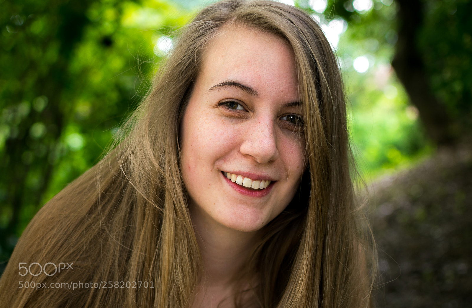 Nikon D3300 sample photo. Happiness woman portrait with photography