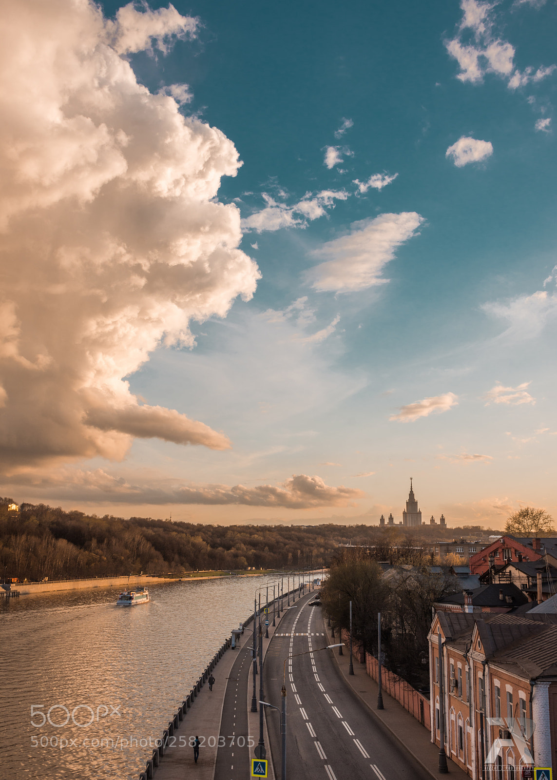 Nikon D7200 sample photo. Moscow in evening photography