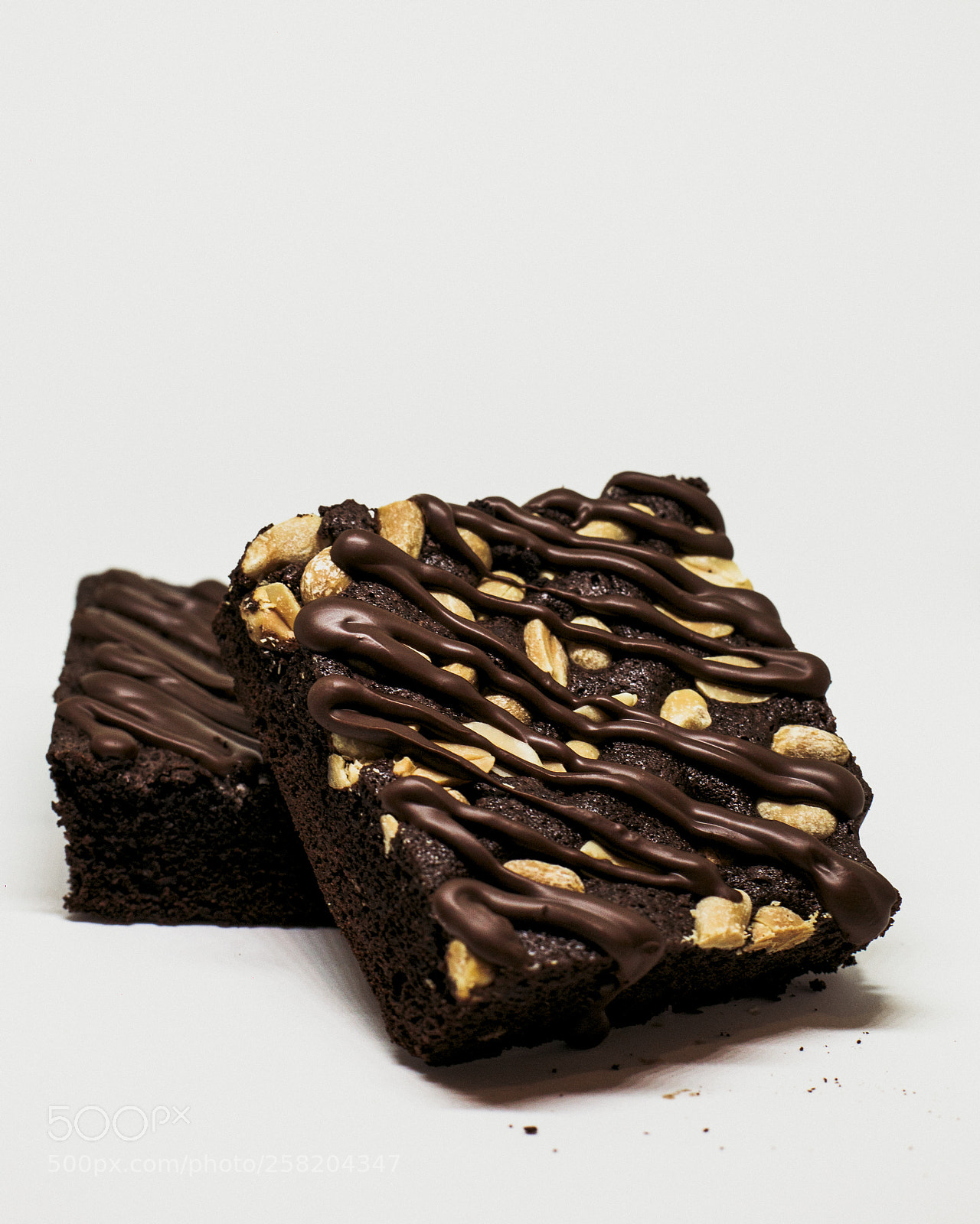 Canon EOS 6D sample photo. Crazybrow brownie photography