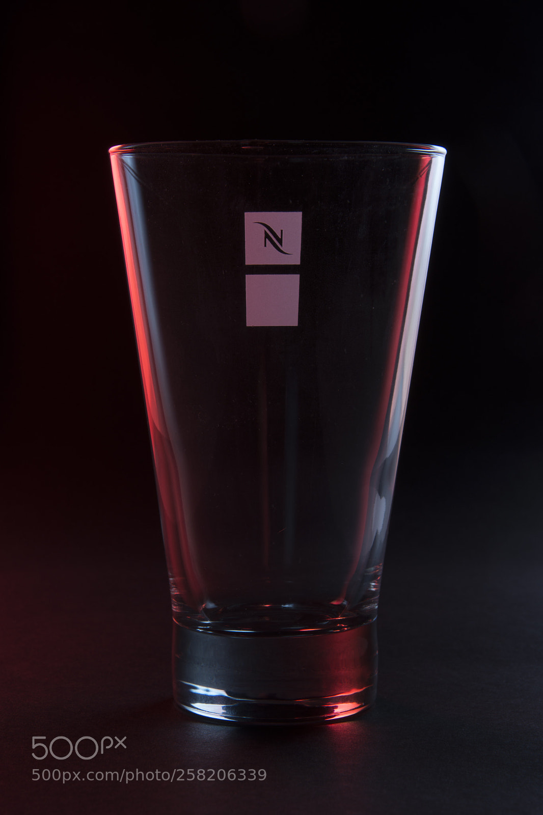 Nikon D7200 sample photo. Glass with red and photography